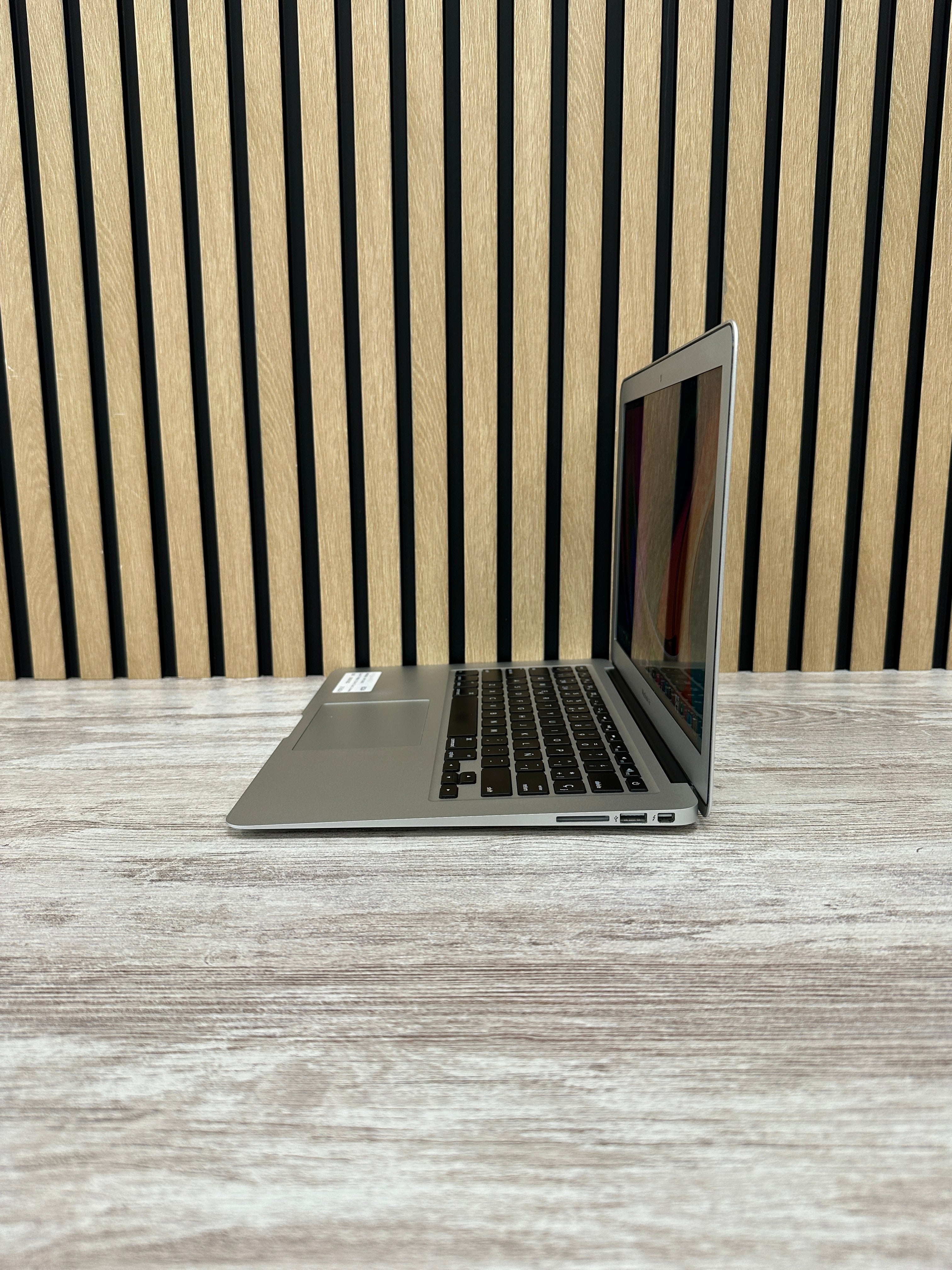 MacBook Air 13" 2015 i7 8gb 256gb SSD - Moyacell