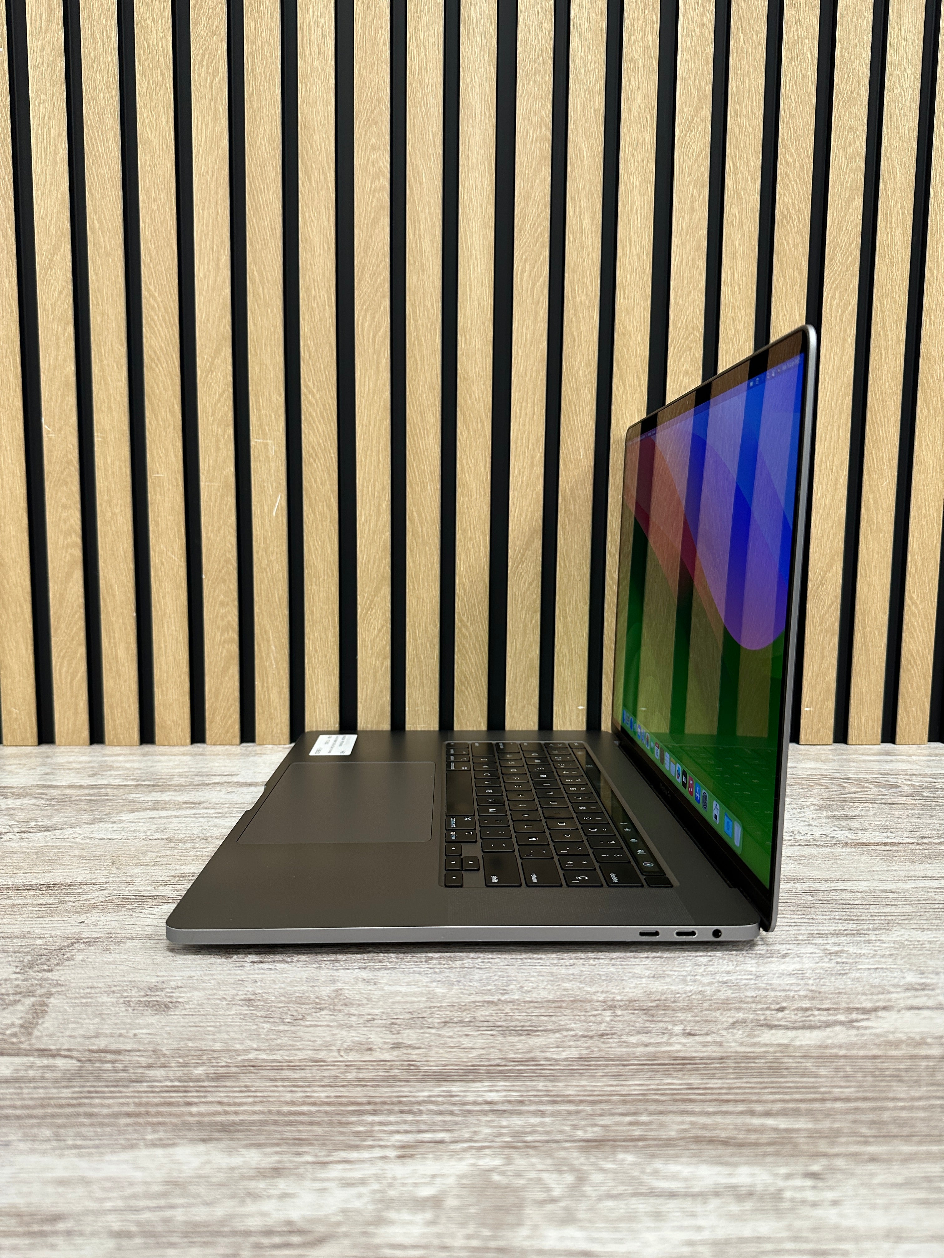 MacBook Pro 16" 2019 i9 32gb 1tb SSD - Moyacell