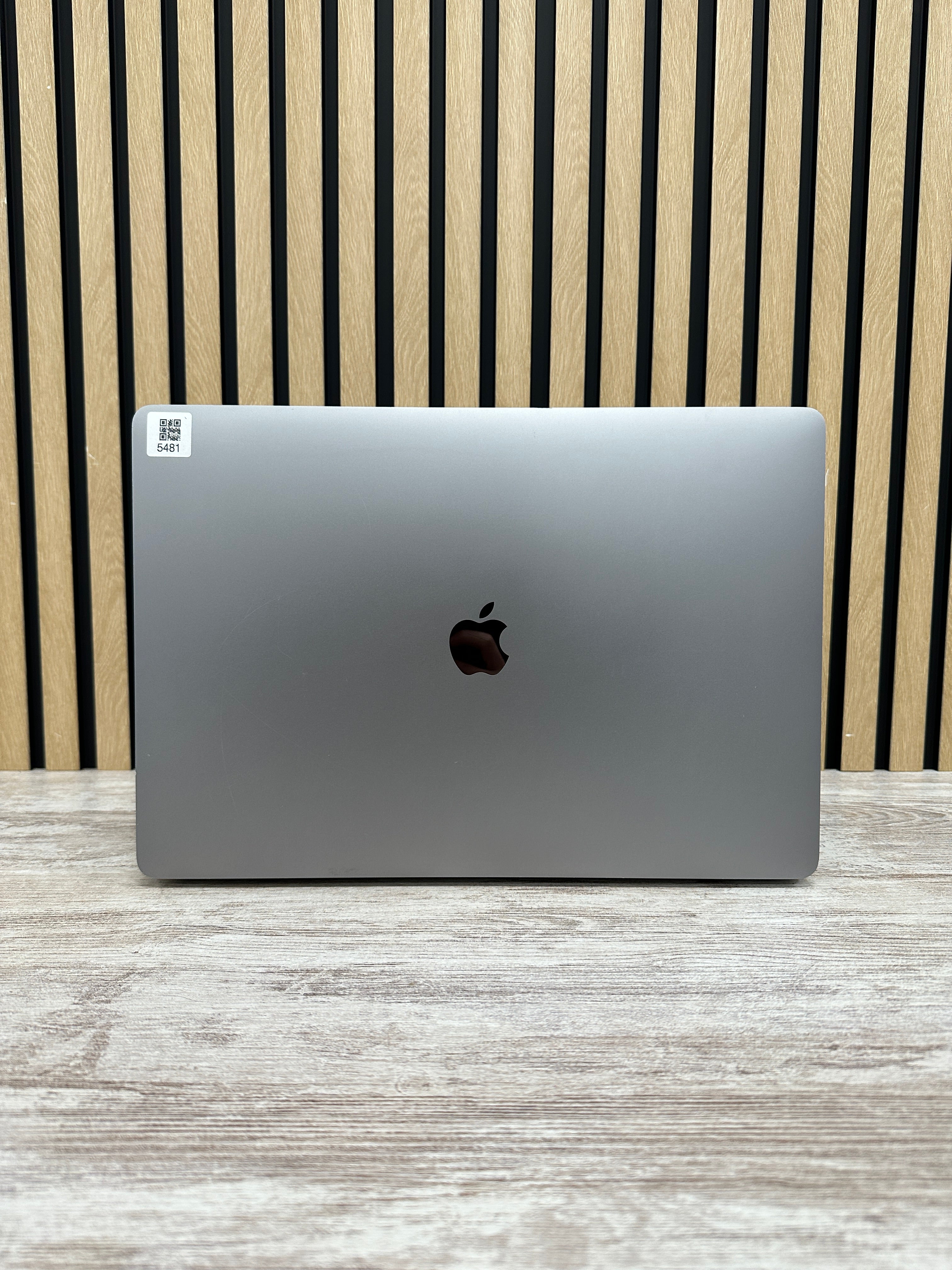MacBook Pro 16" 2019 i9 32gb 1tb SSD - Moyacell