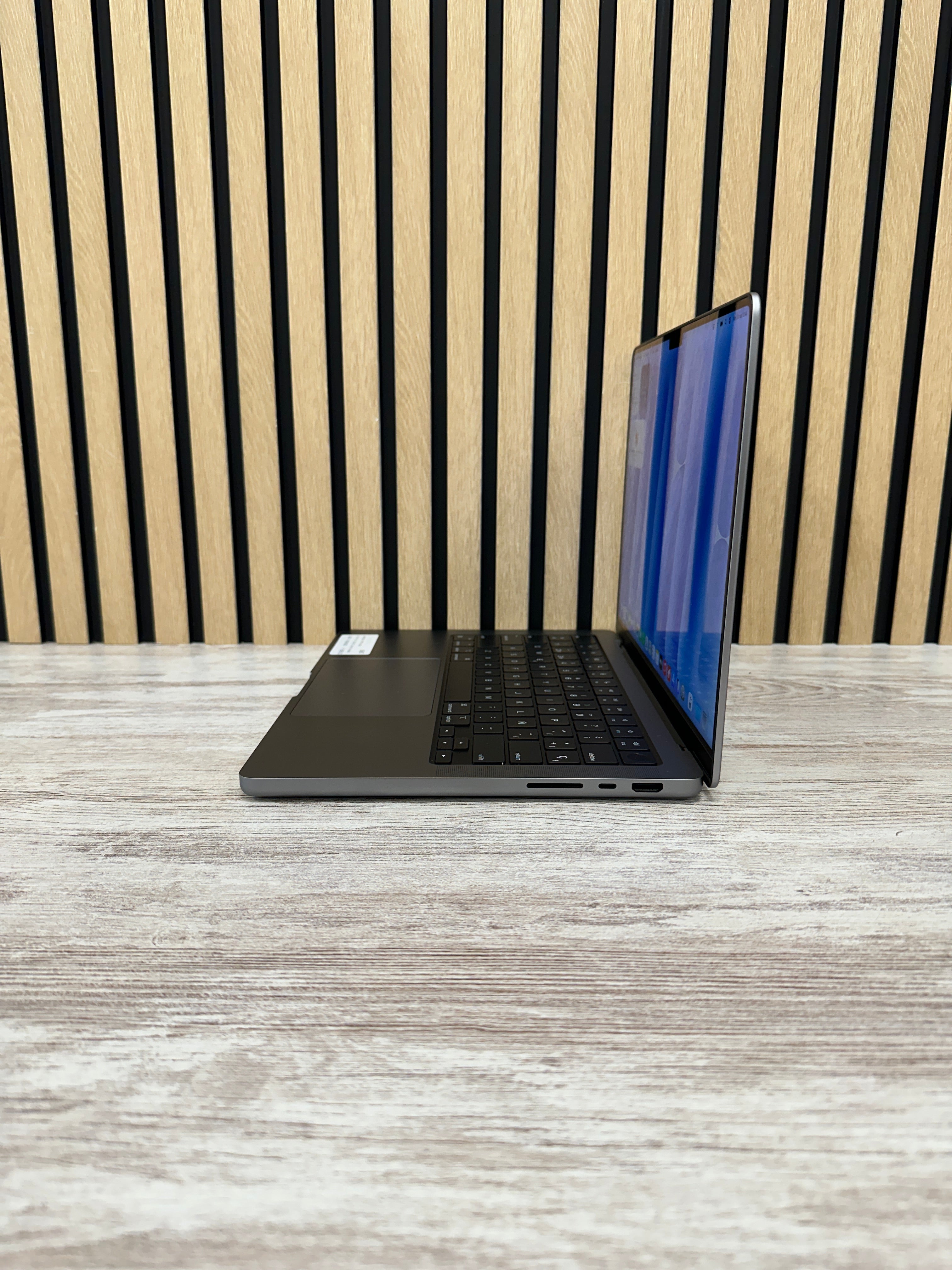 MacBook Pro 14" 2021 M1 PRO 32gb 512gb SSD