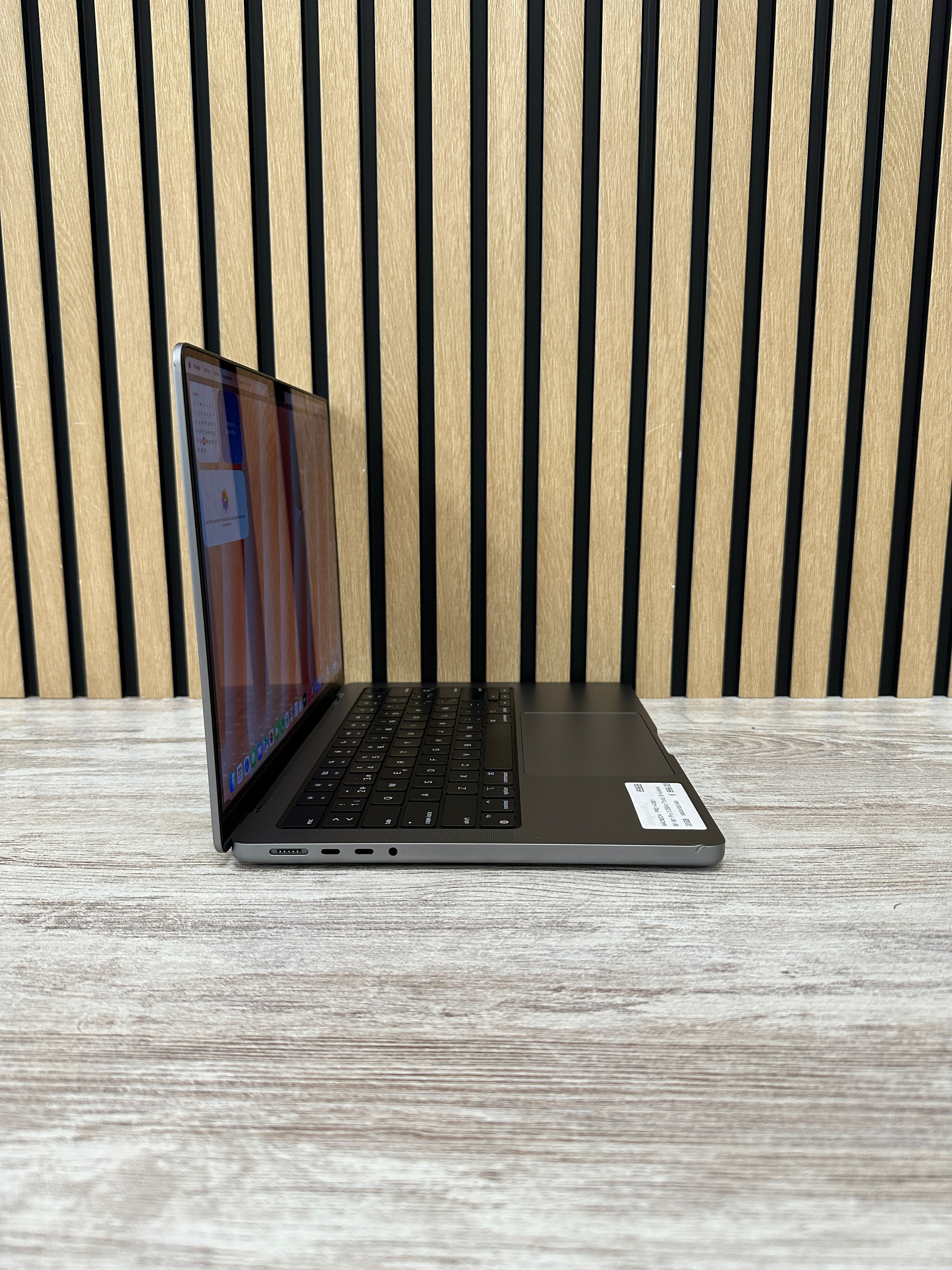 MacBook Pro 14" 2021 M1 PRO 32gb 500gb SSD