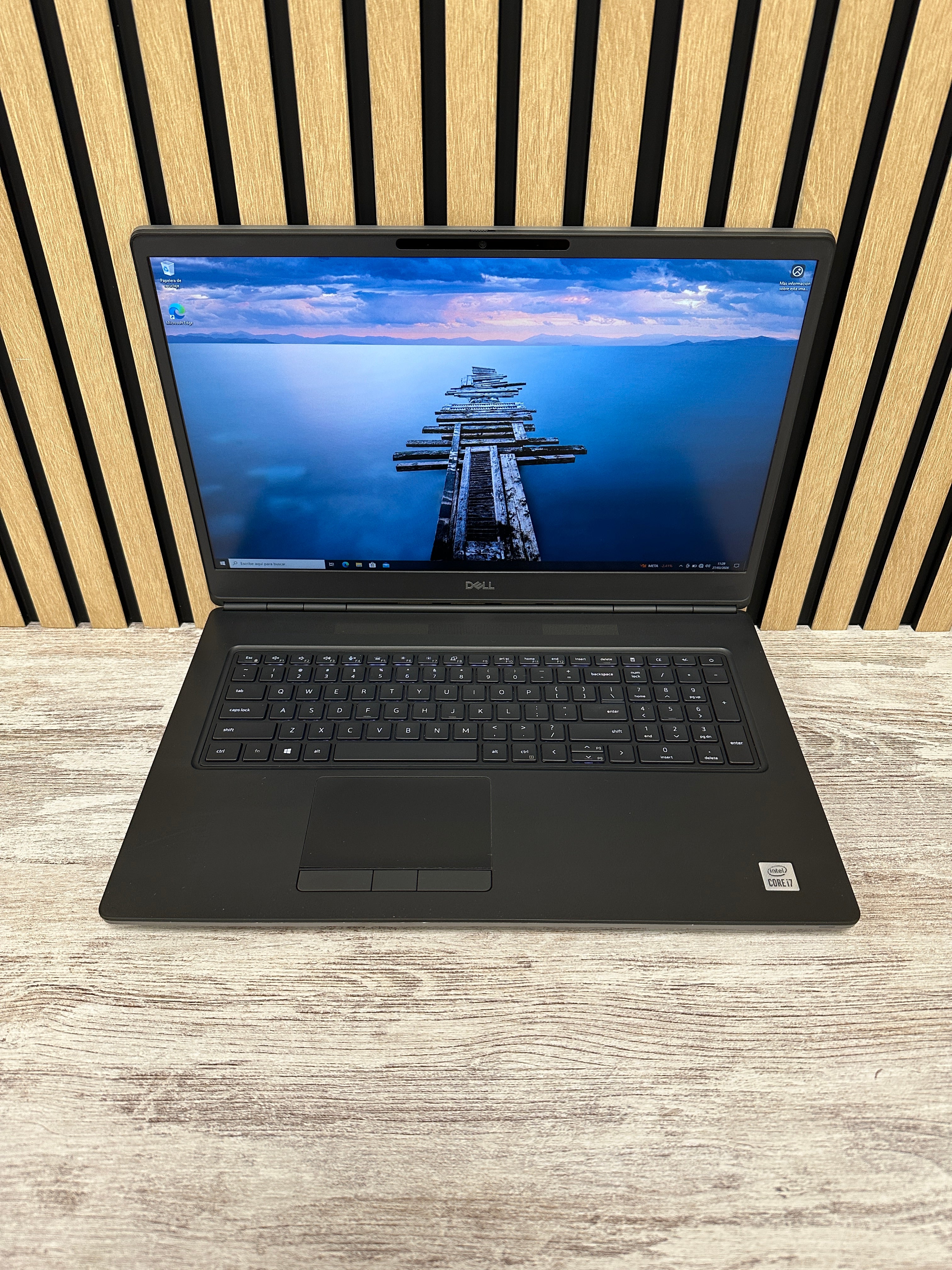 Dell Precision 7750 i7 32gb 1tb SSD