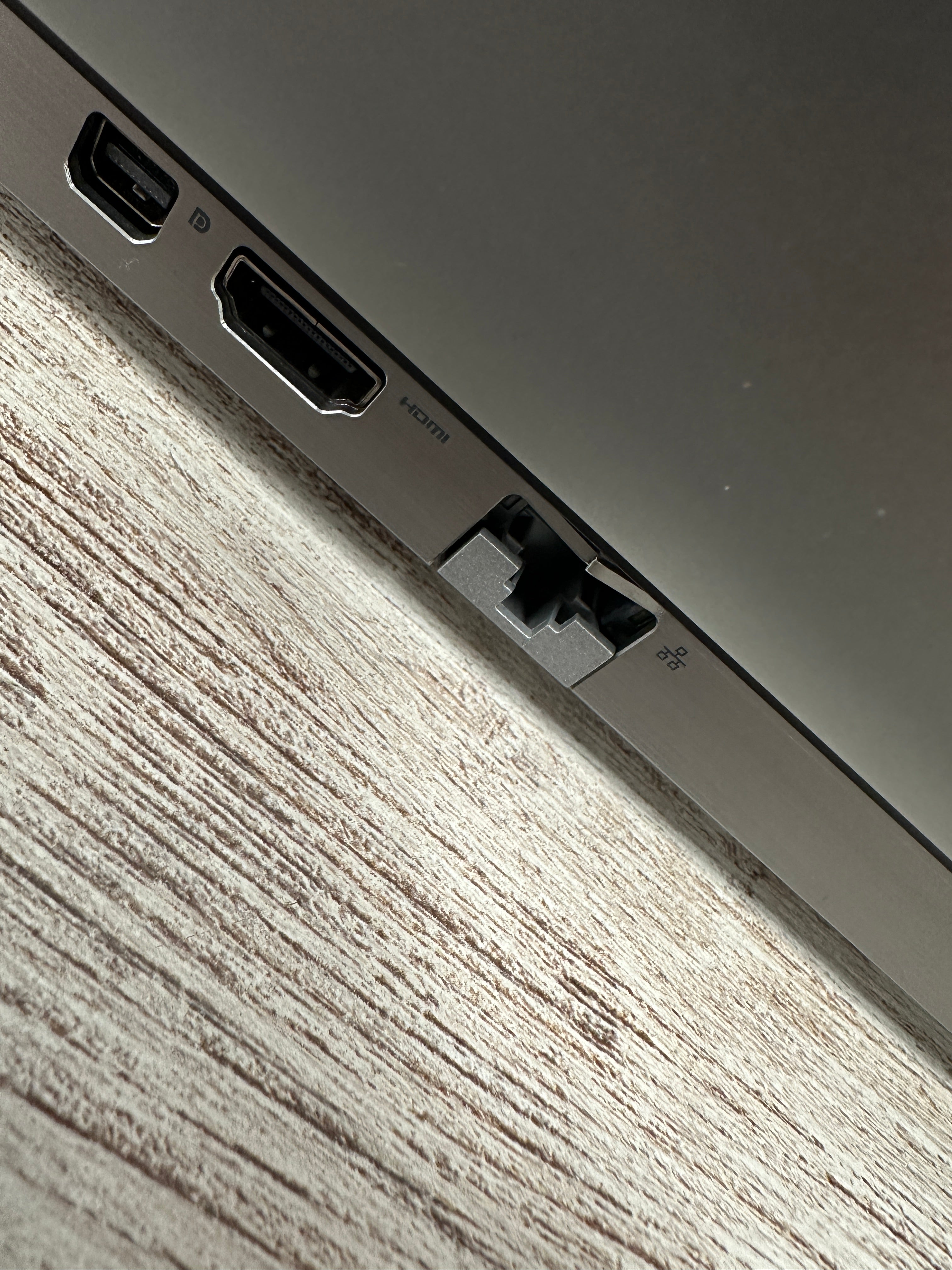 Dell Precision 7750 i7 32gb 1tb SSD - Moyacell