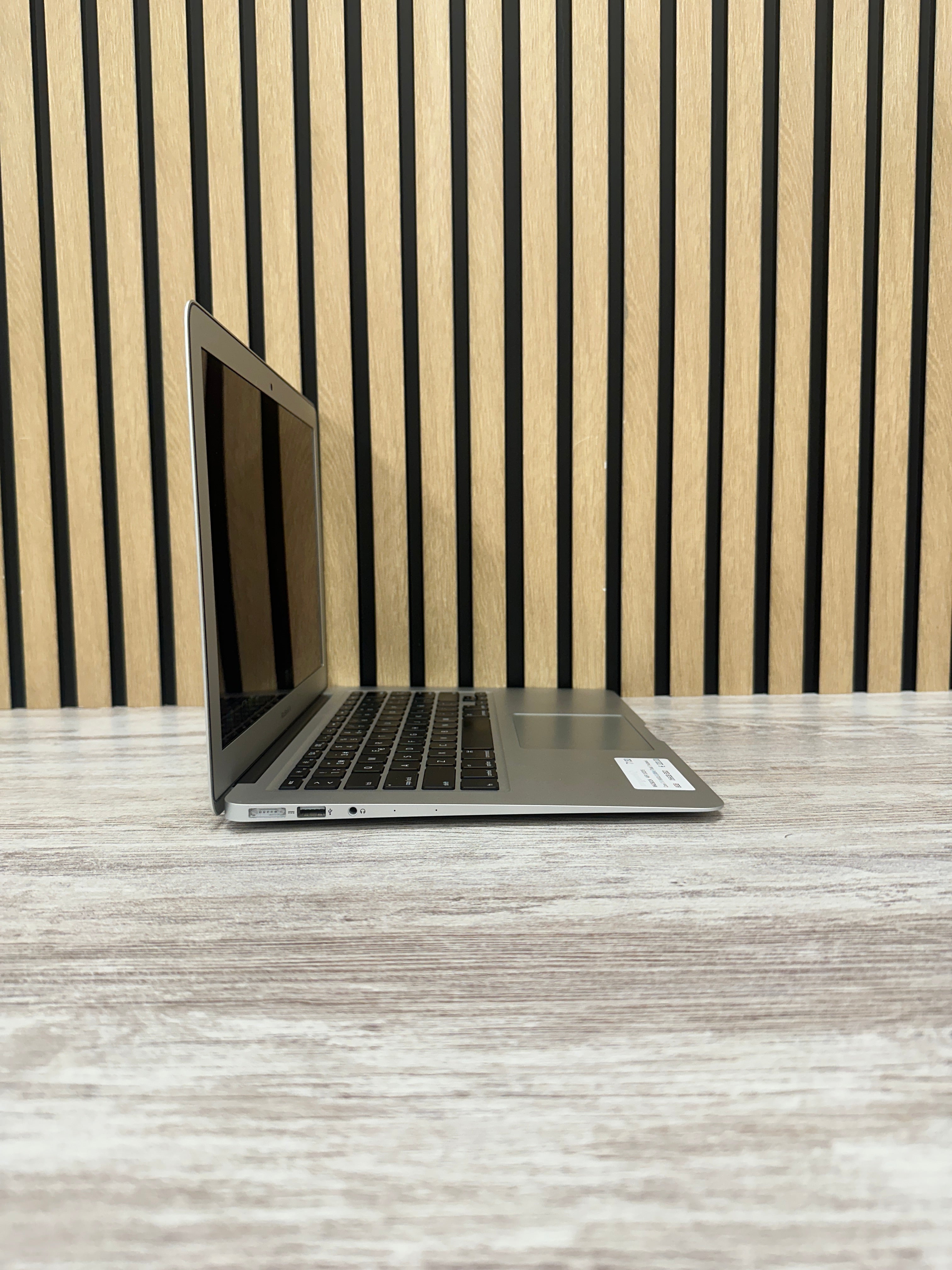 MacBook Air 13" 2015 i7 8gb 256gb SSD - Moyacell