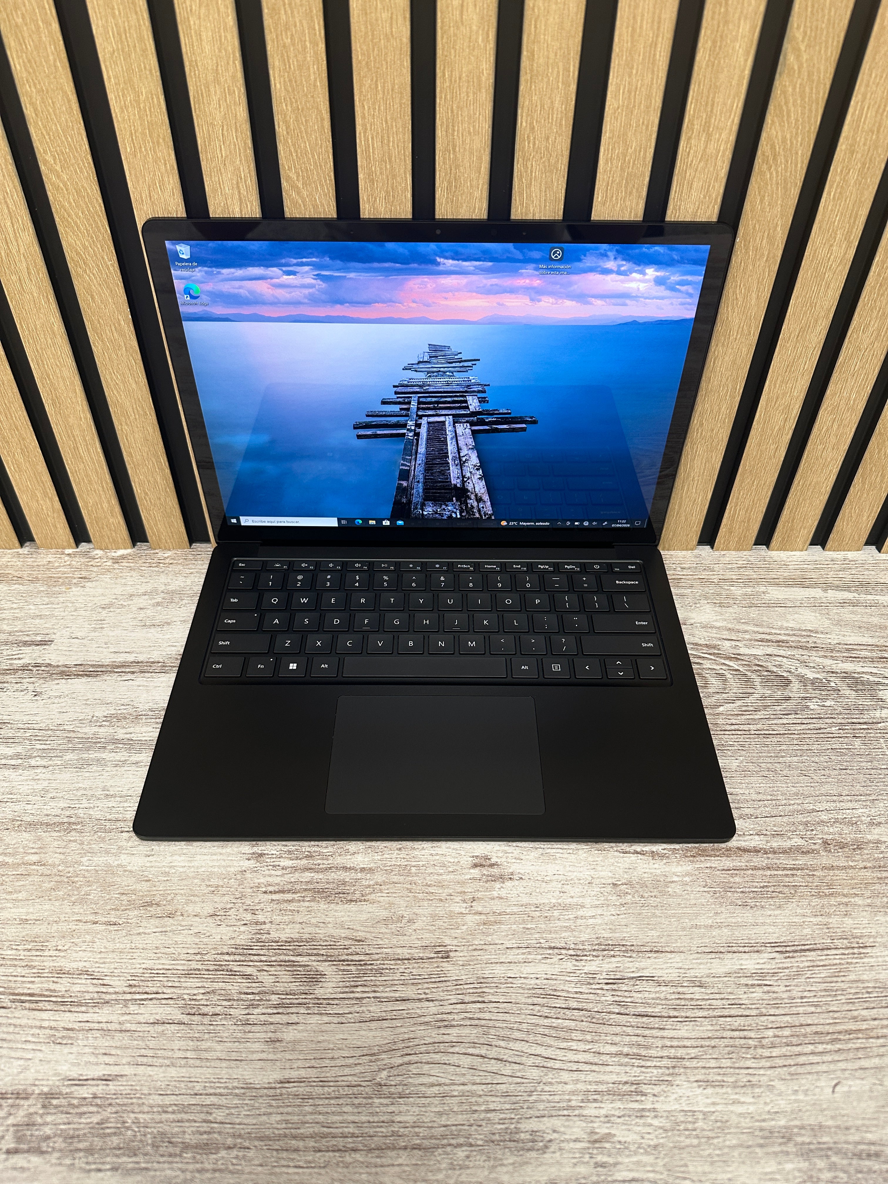 Microsoft Surface Laptop 4 Ryzen 5 16gb 256gb SSD