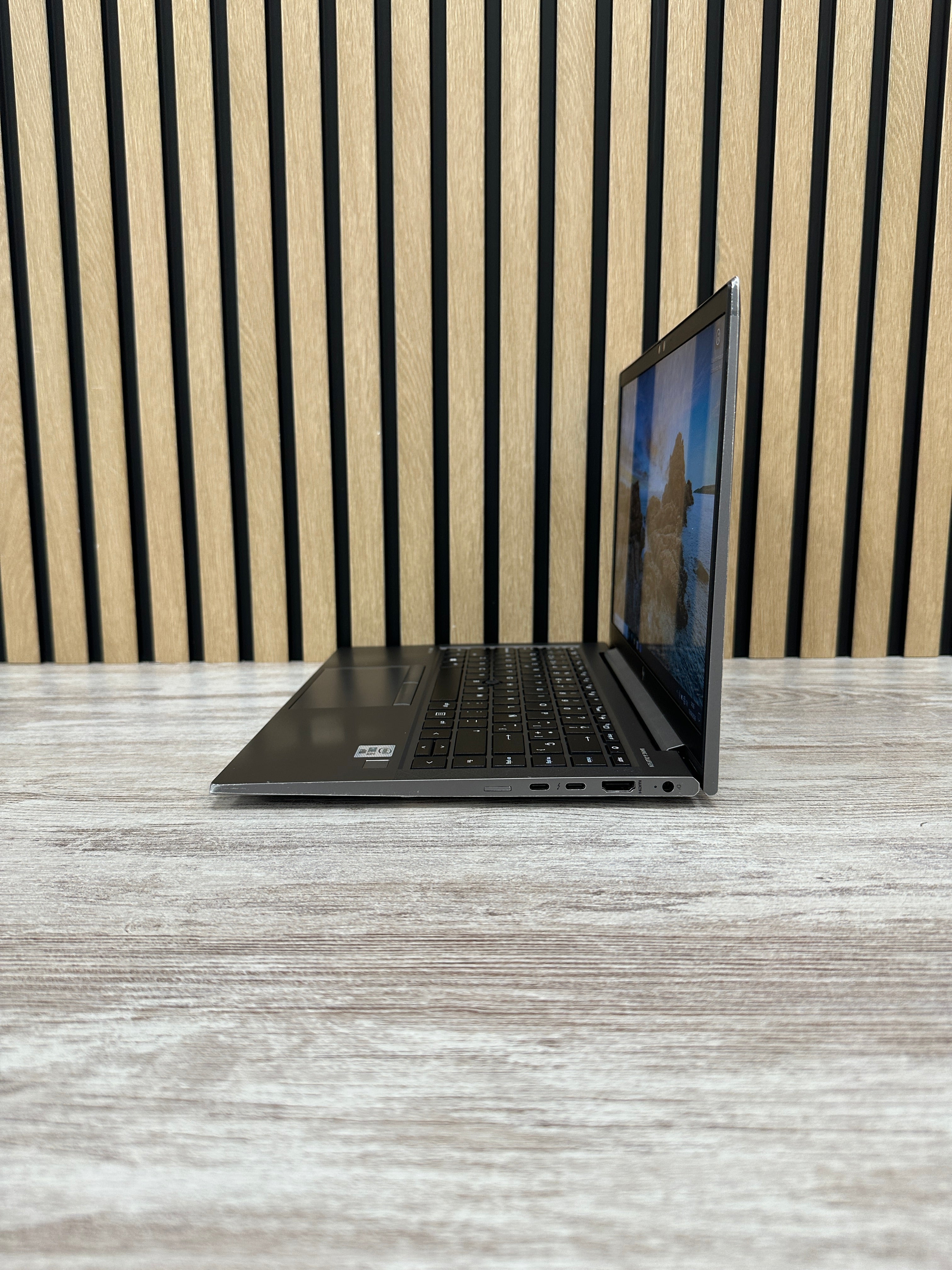 HP ZBOOK FIREFLY 14 G7 i5 16gb 256gb SSD - Moyacell