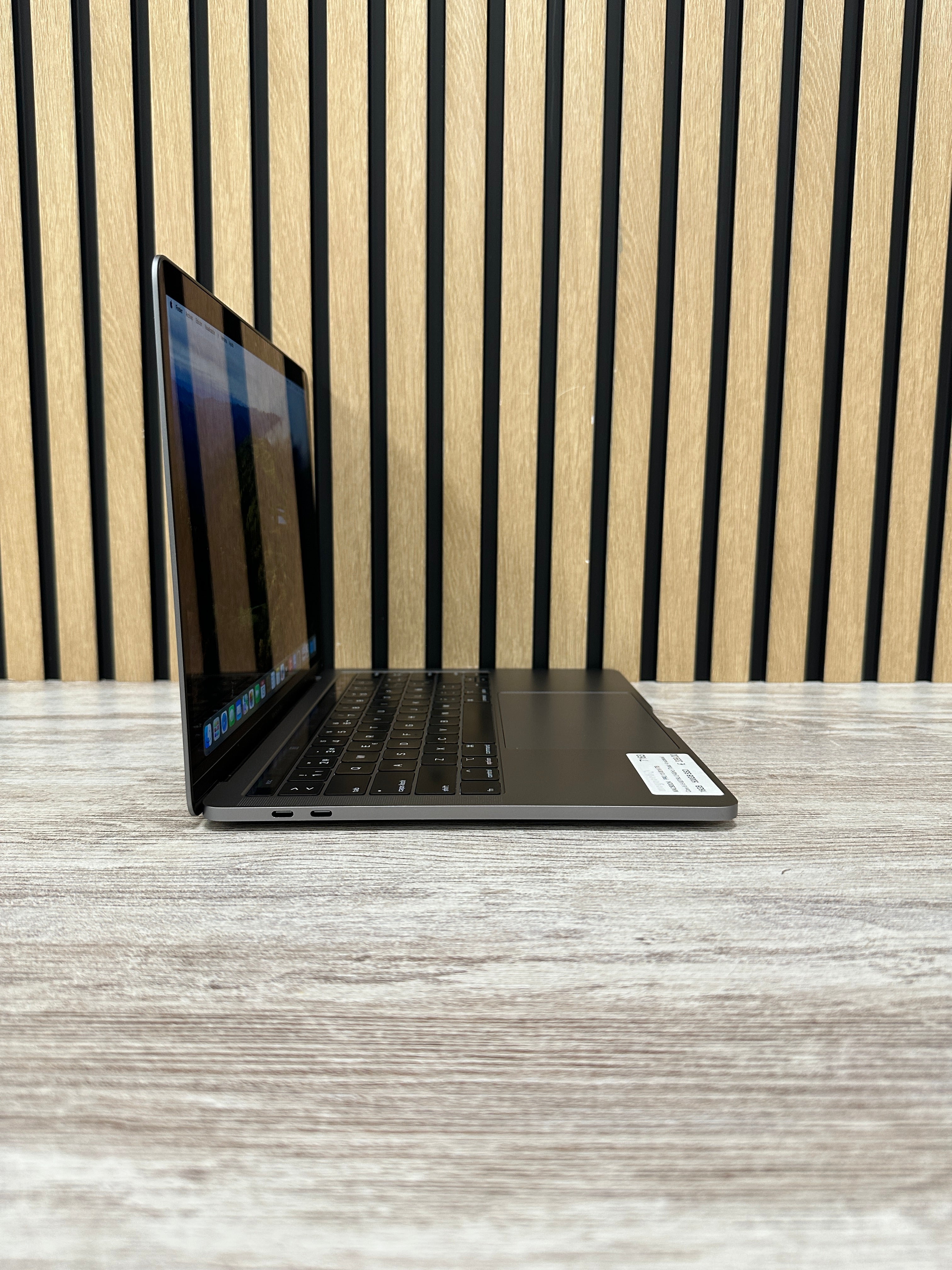 MacBook Pro 13" 2019 TB i5 16gb 500gb SSD - Moyacell