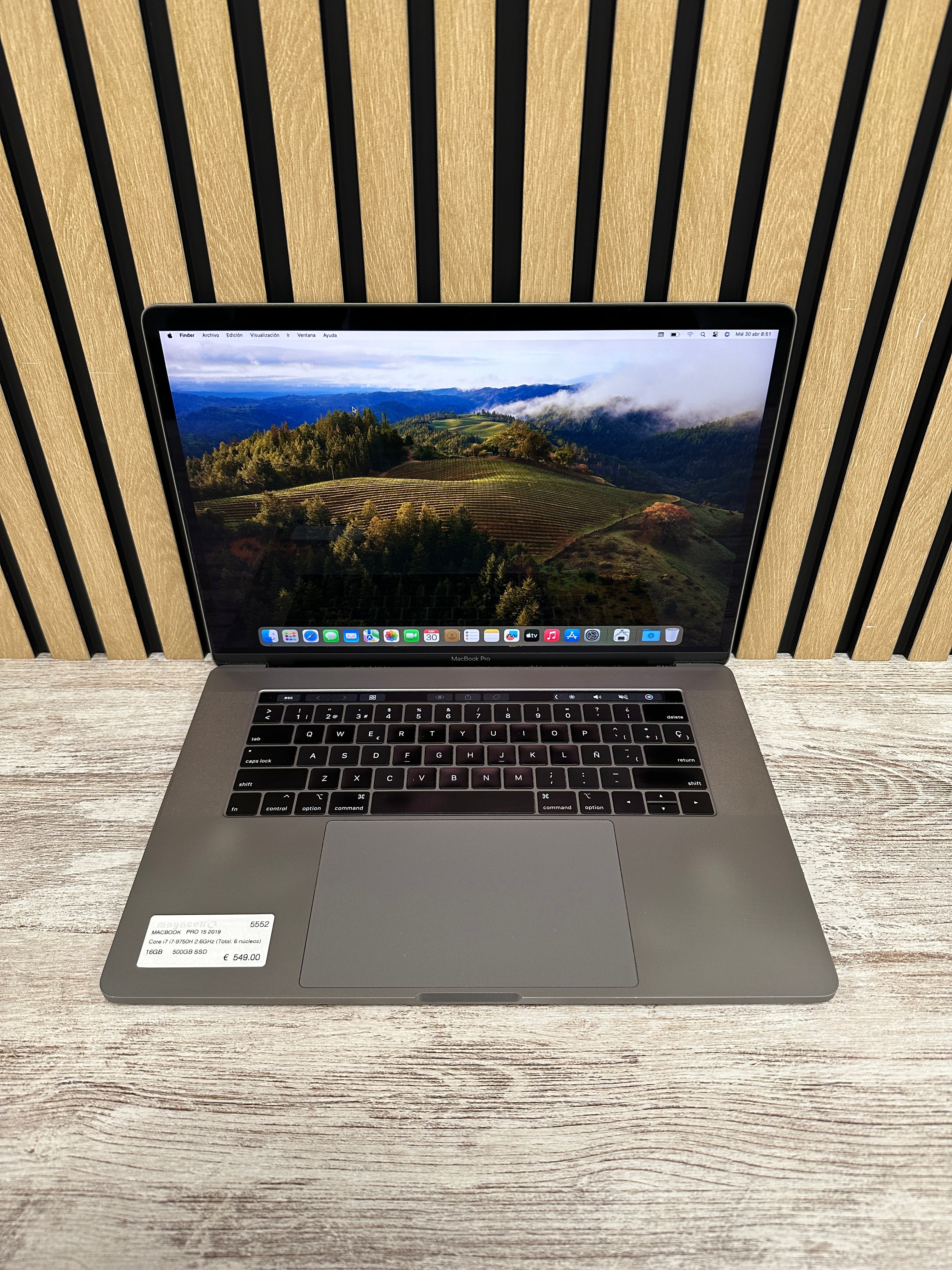 MacBook Pro 15" 2019 i7 16gb 500gb SSD