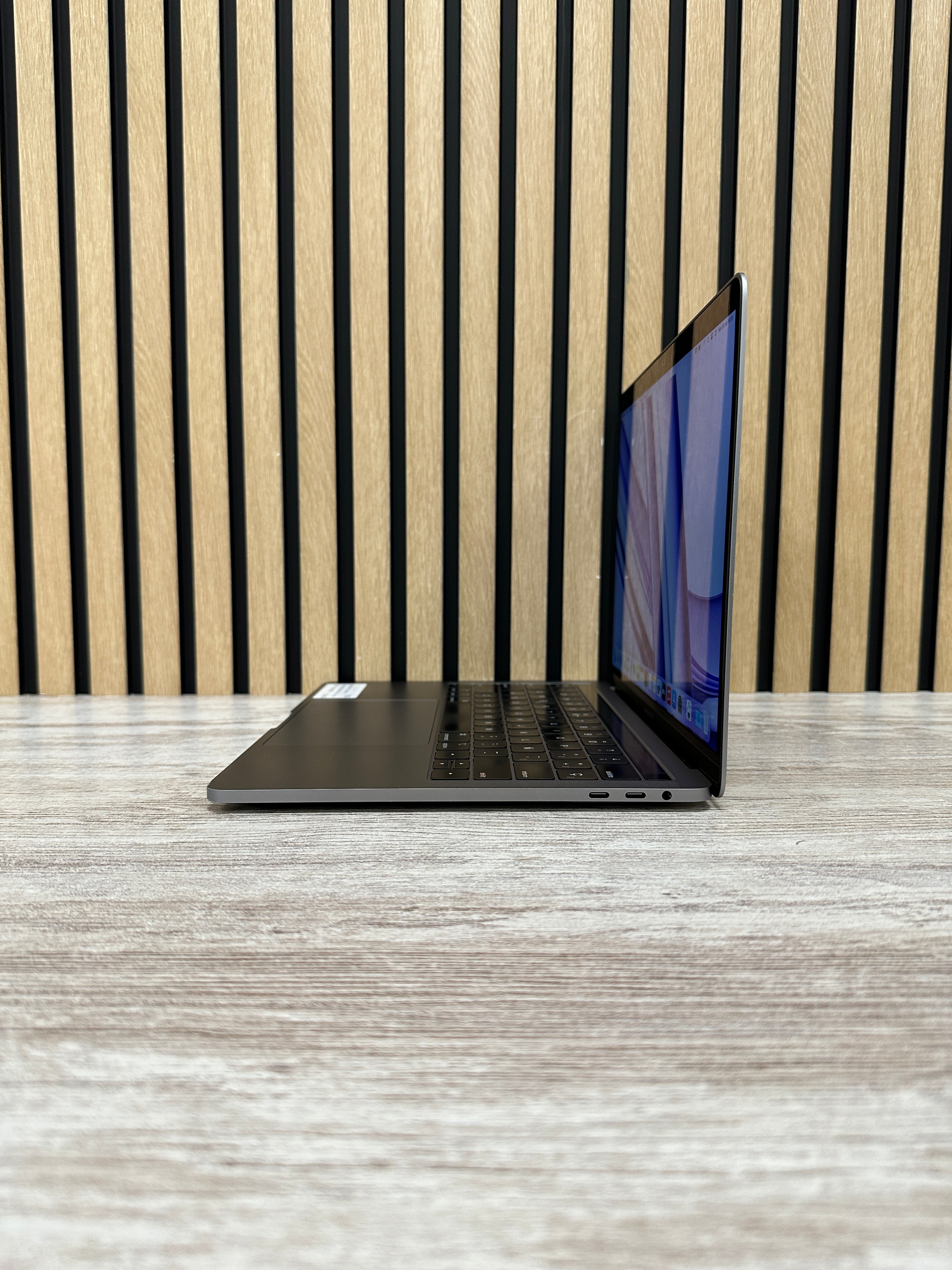 MacBook Pro 13" 2019 TB i5 16gb 500gb SSD - Moyacell