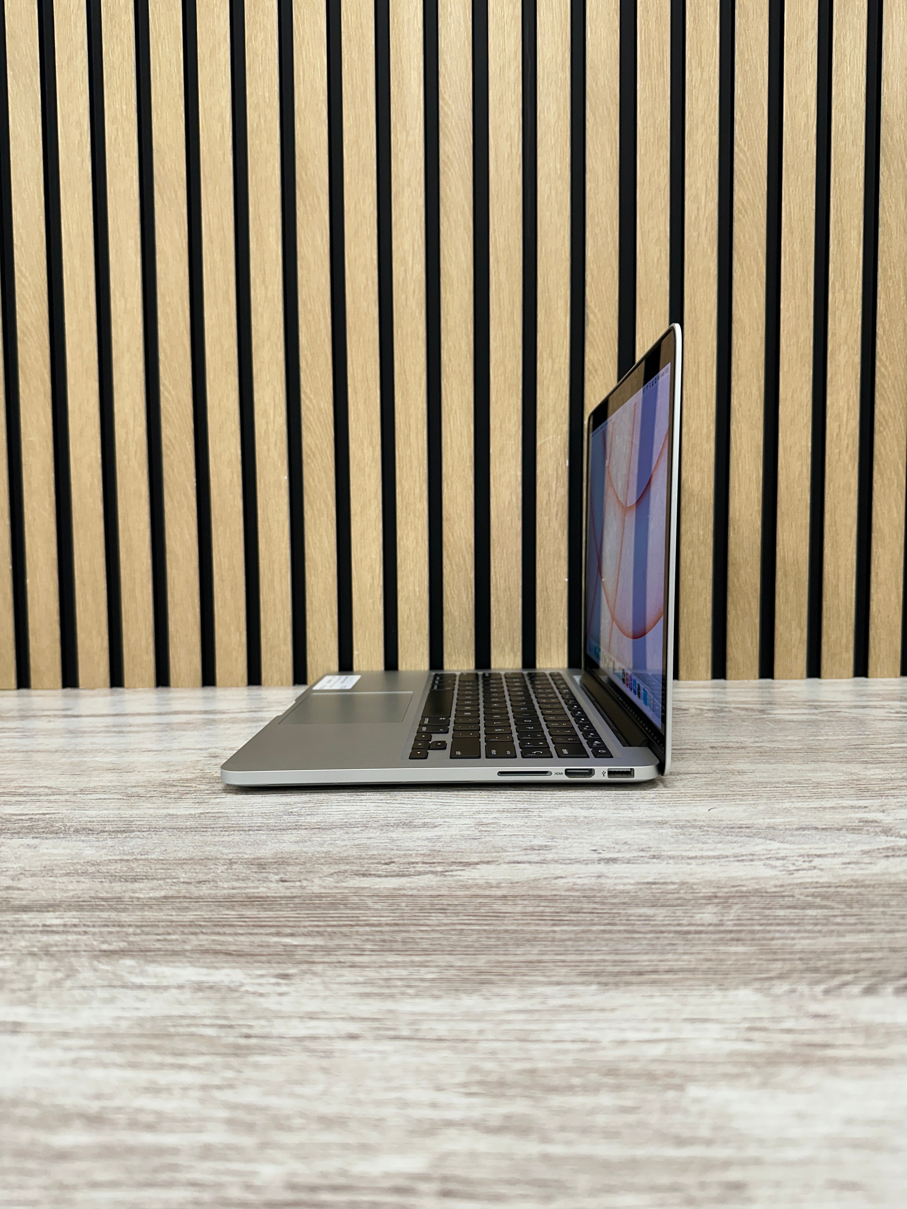 MacBook Pro 13" 2015 i5 8gb 256gb SSD - Moyacell