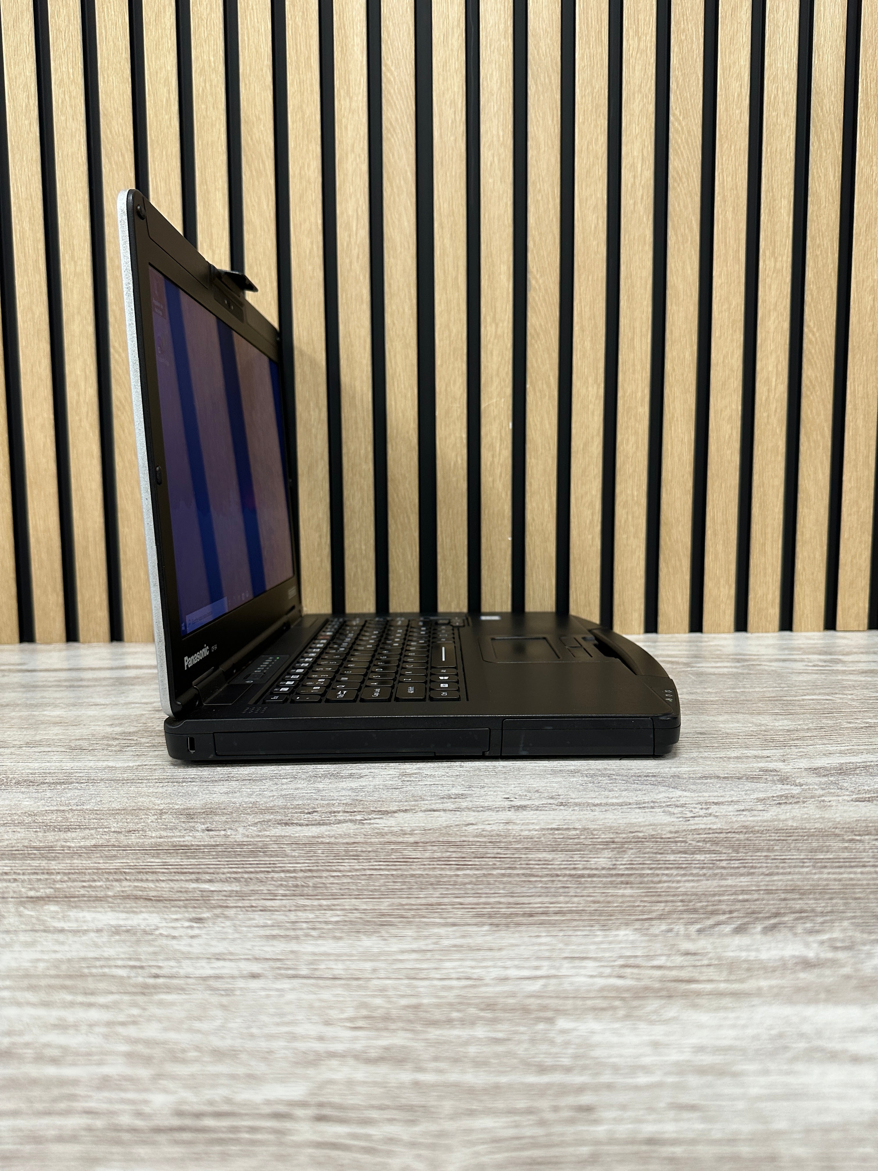 Panasonic ToughBook CF-54 i5 16gb 256gb SSD