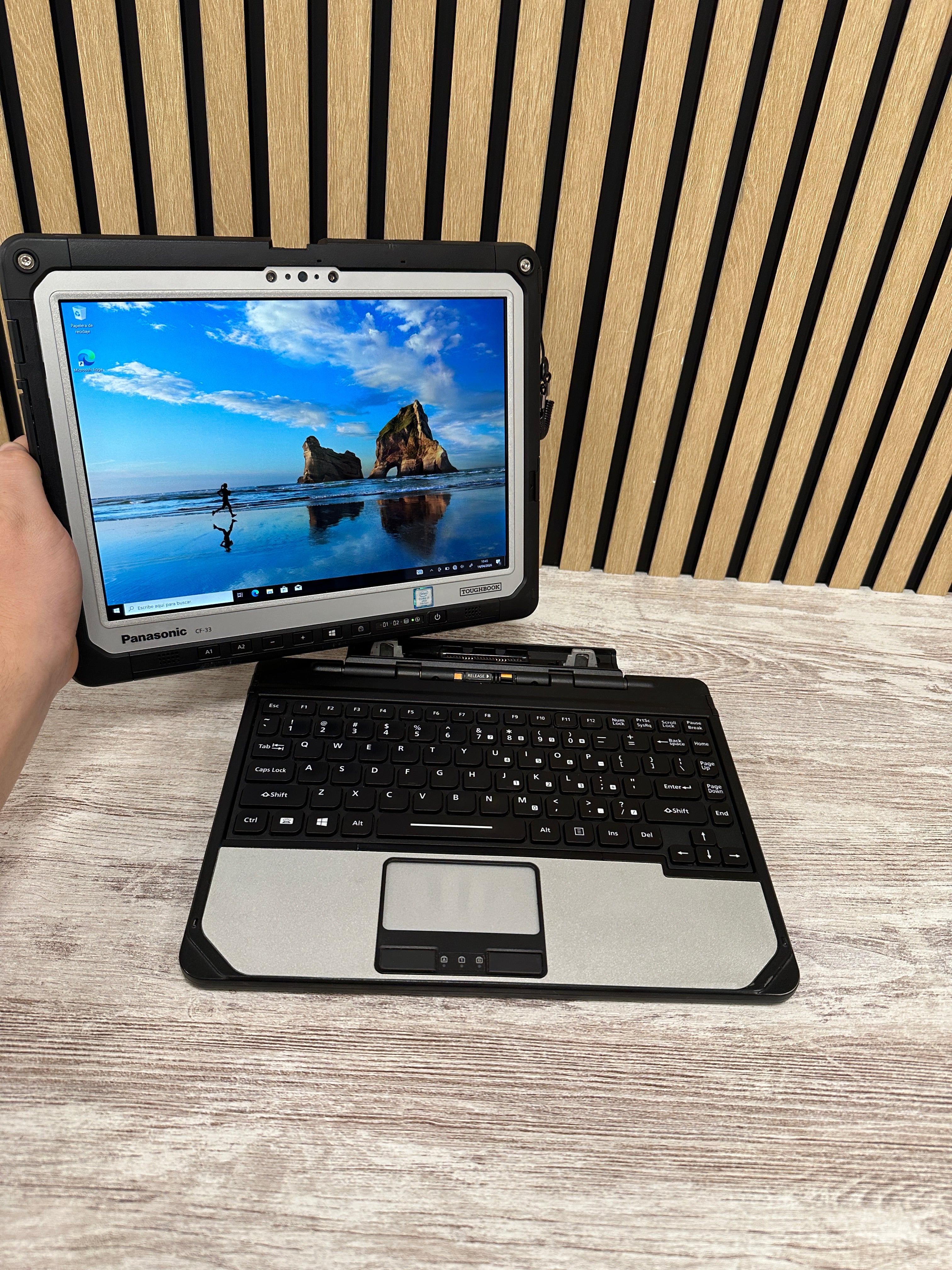 Panasonic ToughBook CF-33 i7 16gb 500gb SSD