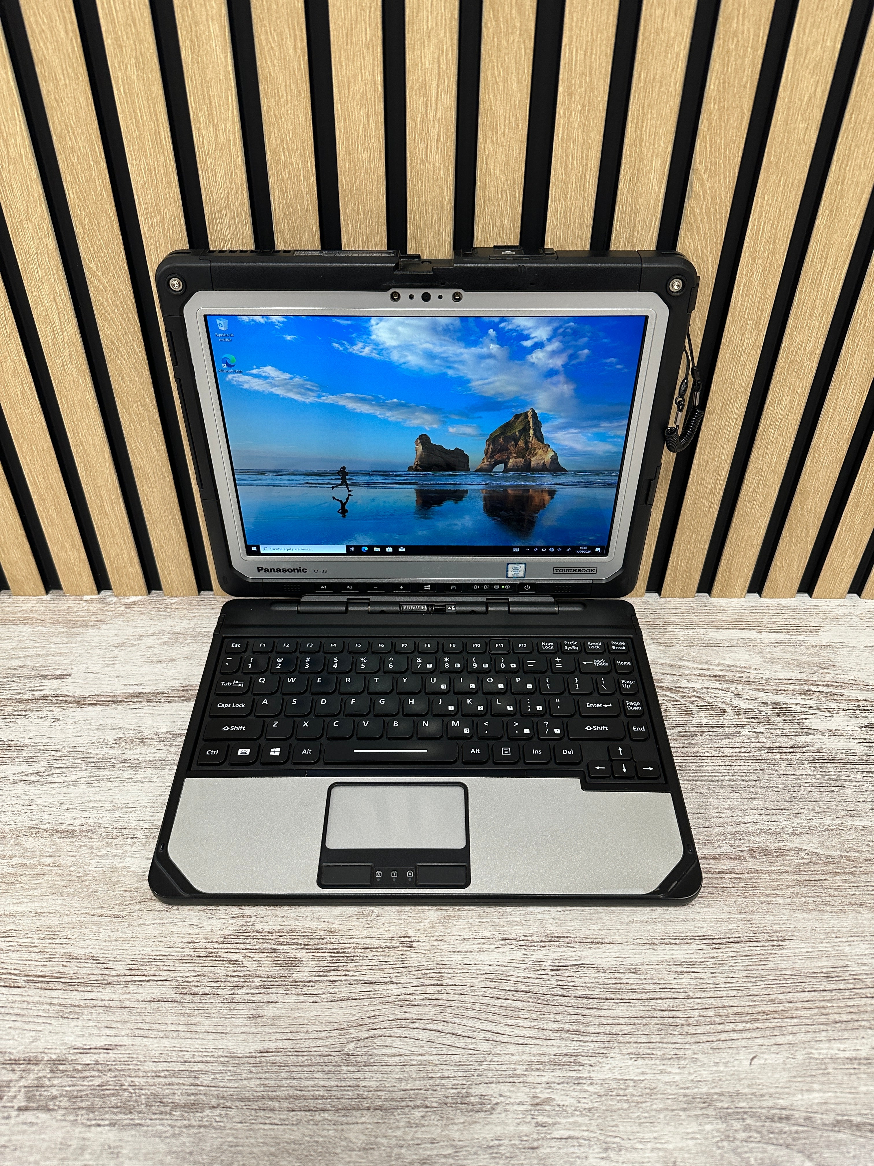 Panasonic ToughBook CF-33 i7 16gb 500gb SSD