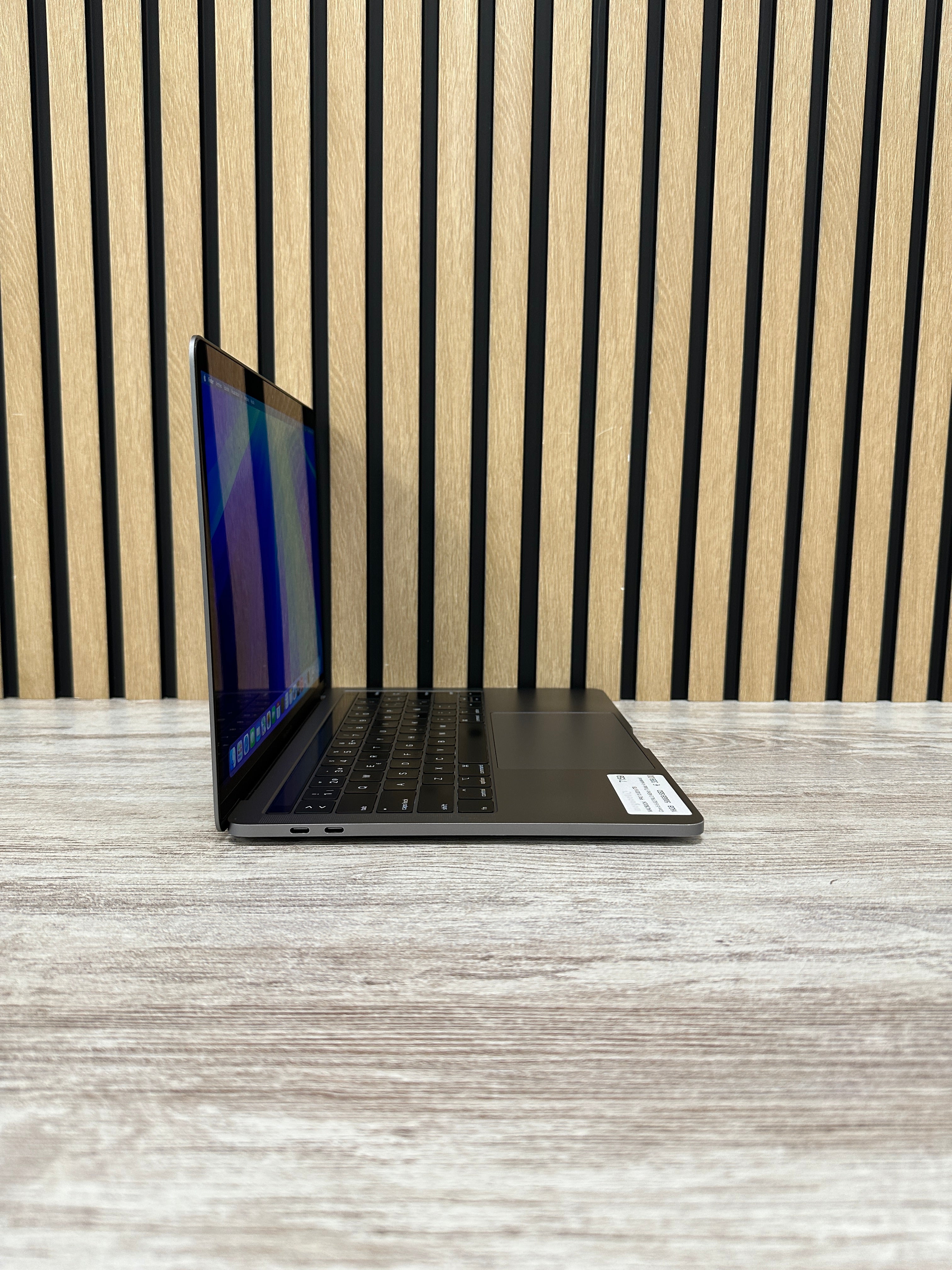 MacBook Pro 13" 2019 TB i5 16gb 500gb SSD