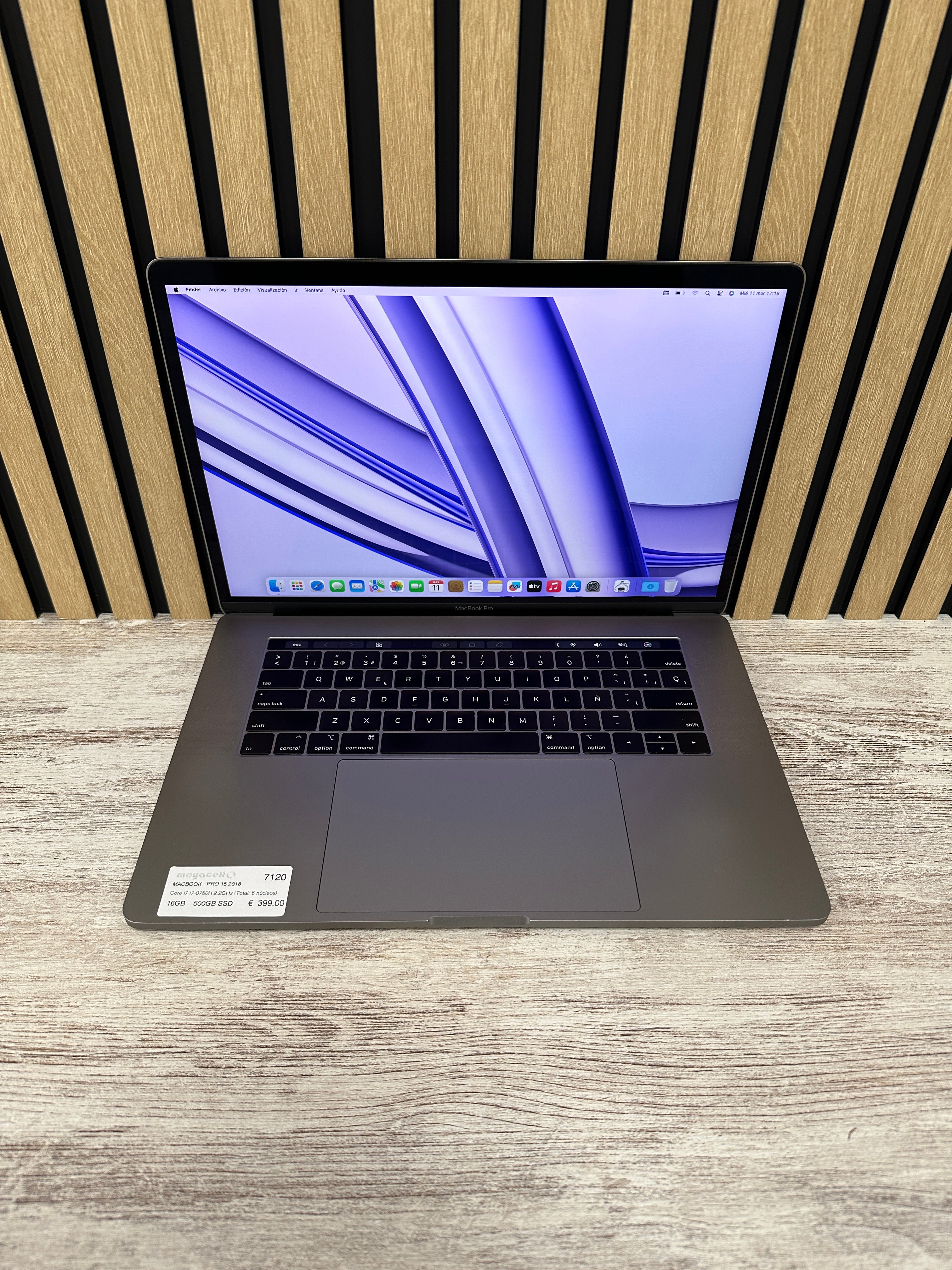 MacBook Pro 15" 2018 i7 16gb 500gb SSD