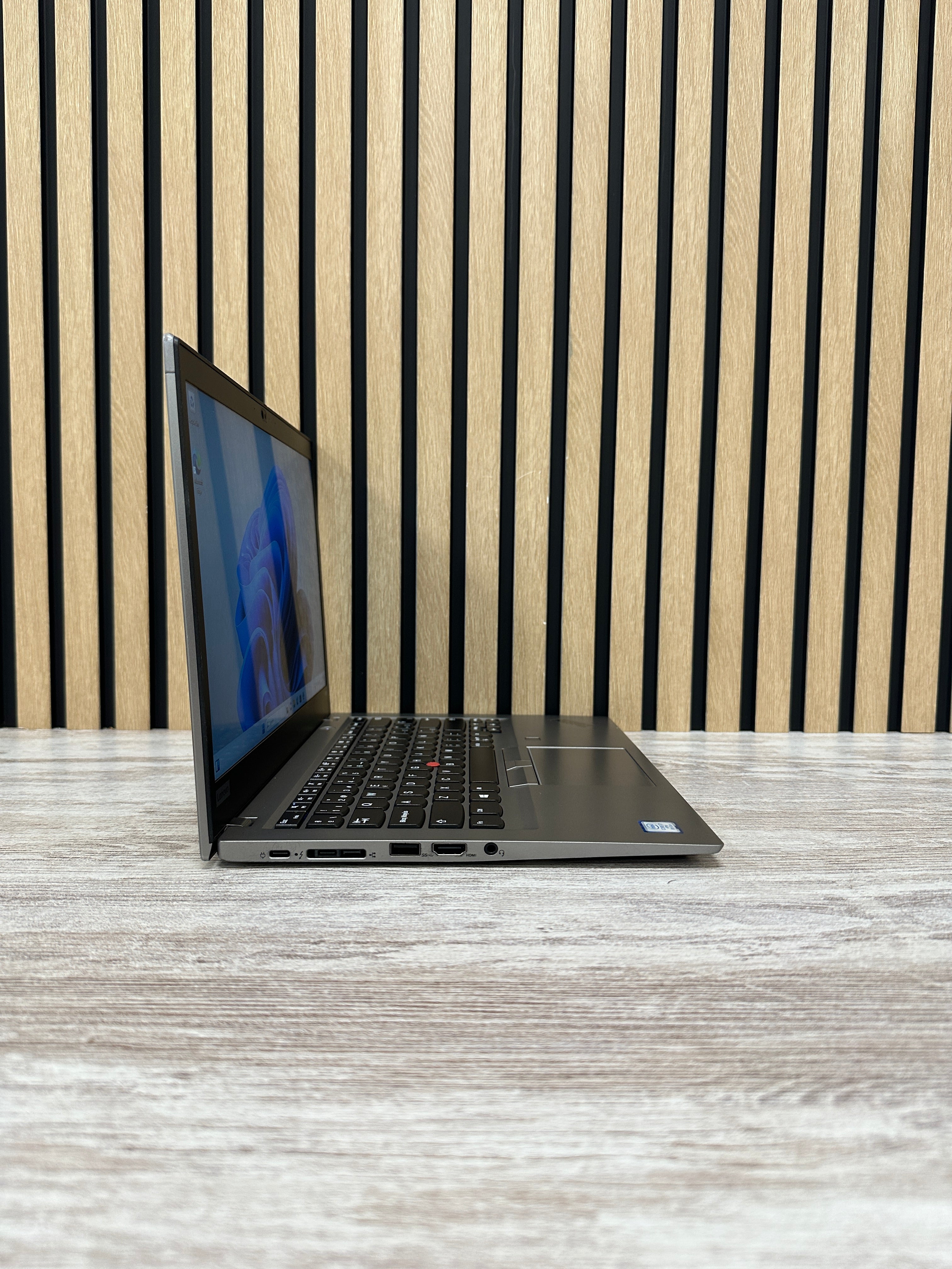 Lenovo Thinkpad T490S i7 16gb 512gb SSD - Moyacell