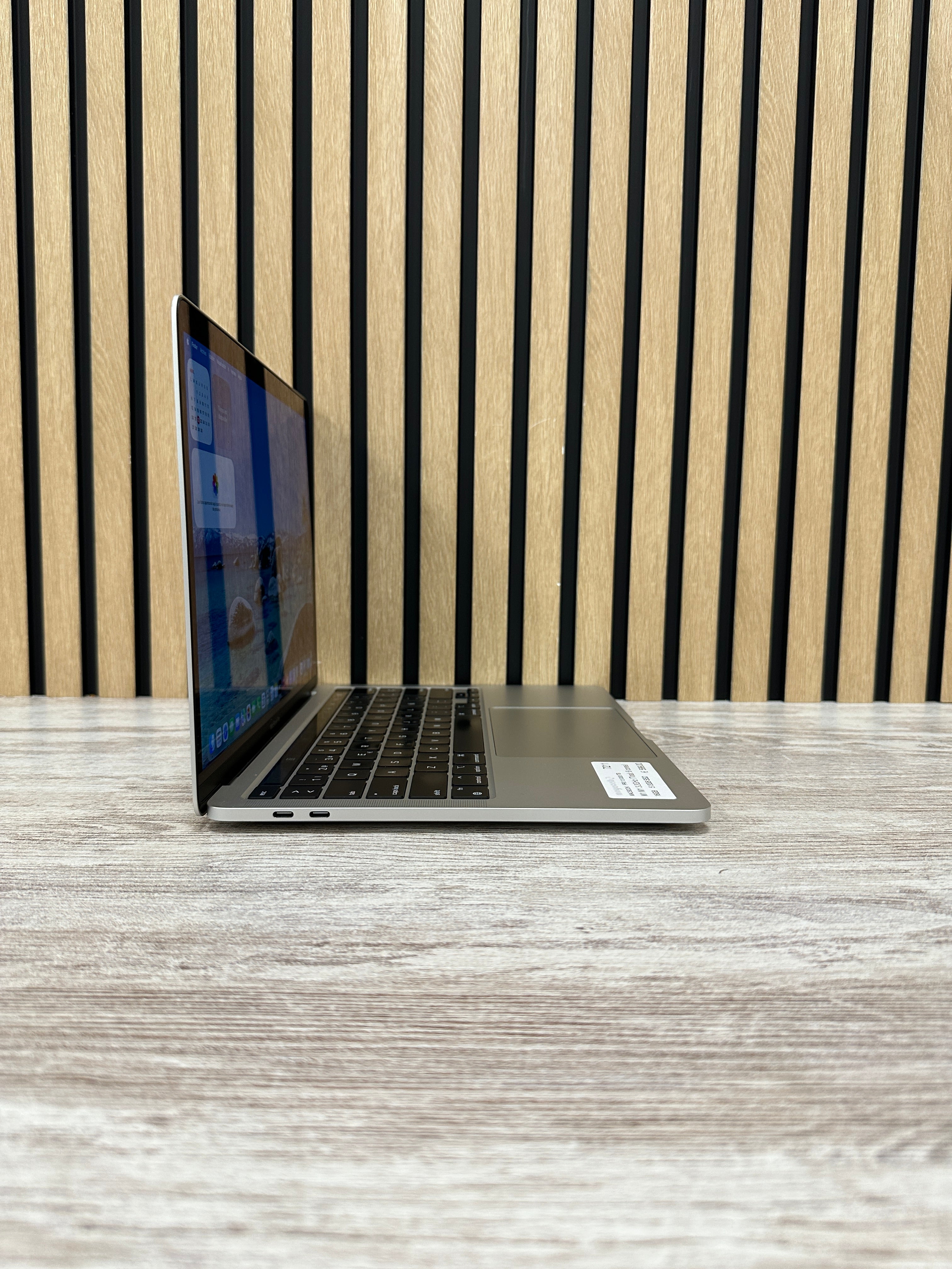 MacBook Pro 13" 2020 TB M1 16gb 512gb SSD