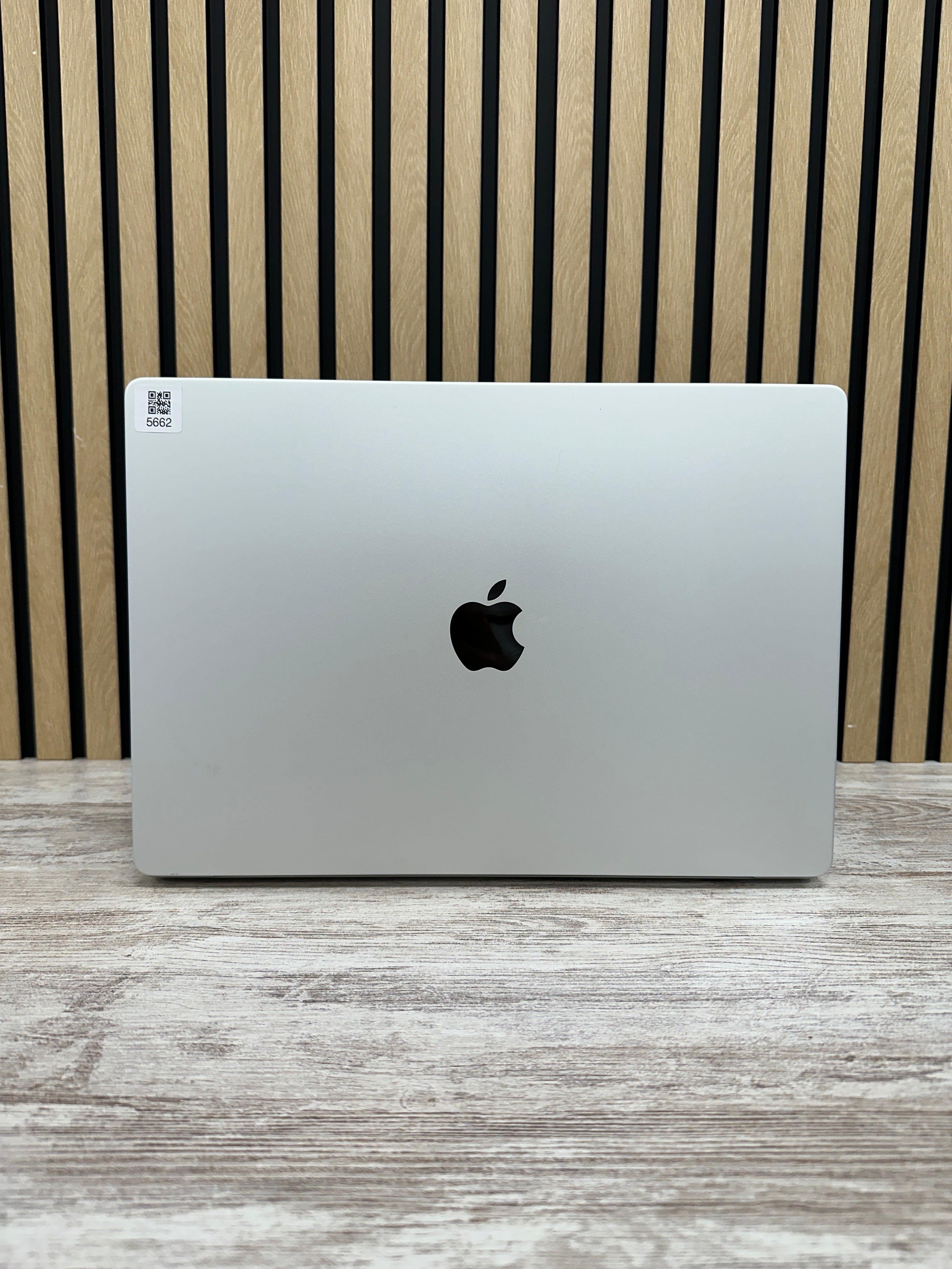 MacBook Pro 16" 2021 M1 PRO 16gb 1tb SSD