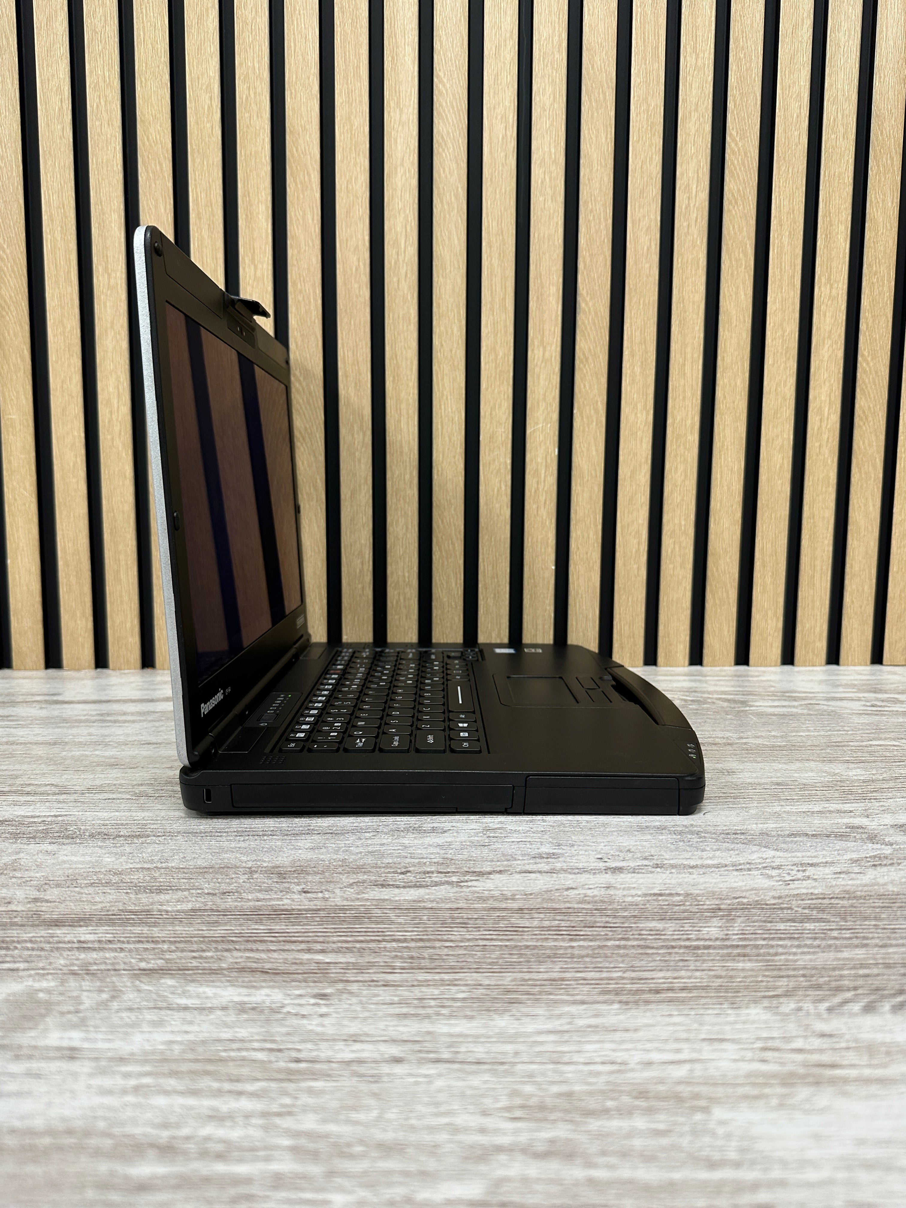 Panasonic ToughBook CF-54 i5 8gb 256gb SSD