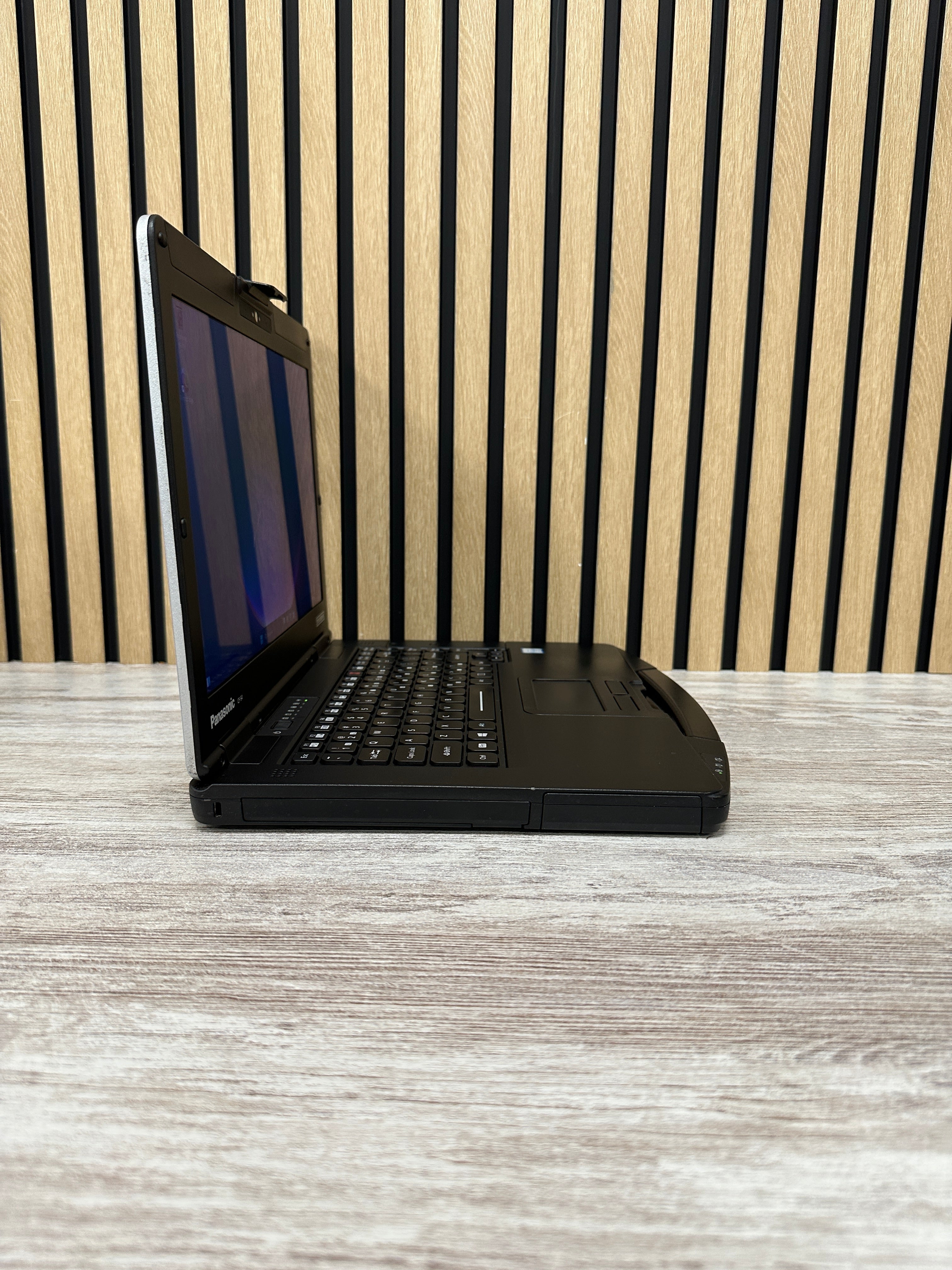 Panasonic ToughBook CF-54 i5 8gb 256gb SSD