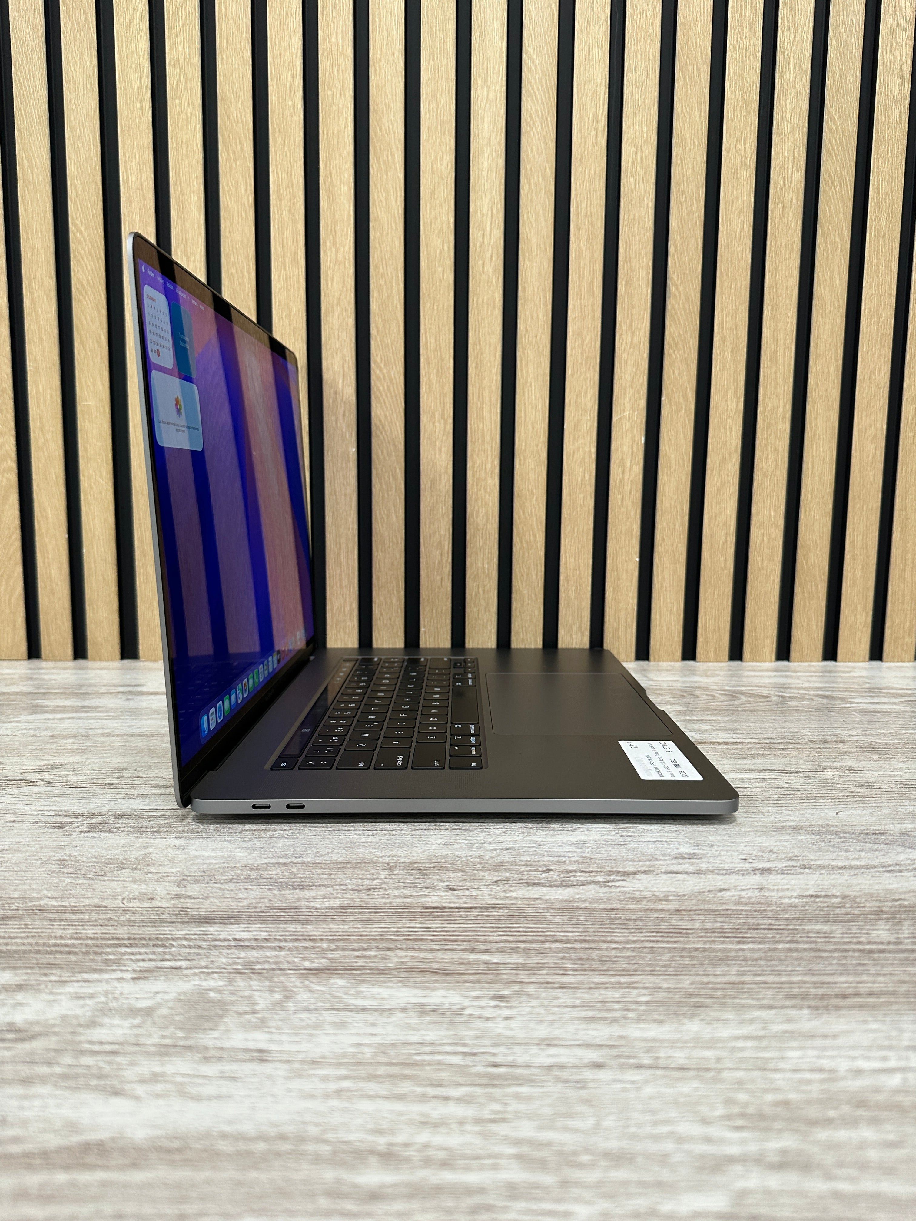MacBook Pro 16" 2019 i9 32gb 1tb SSD