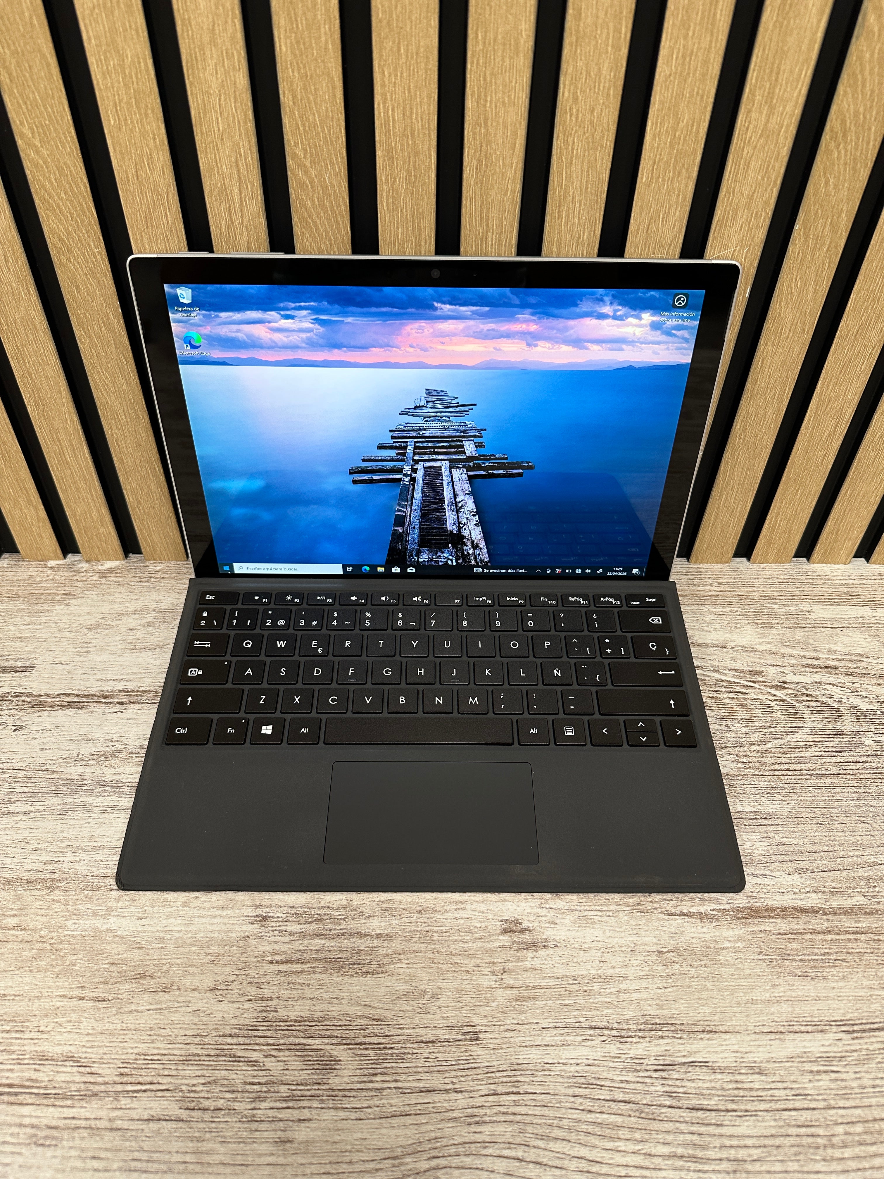 Microsoft Corp Surface Pro 5 i7 16gb 512gb SSD
