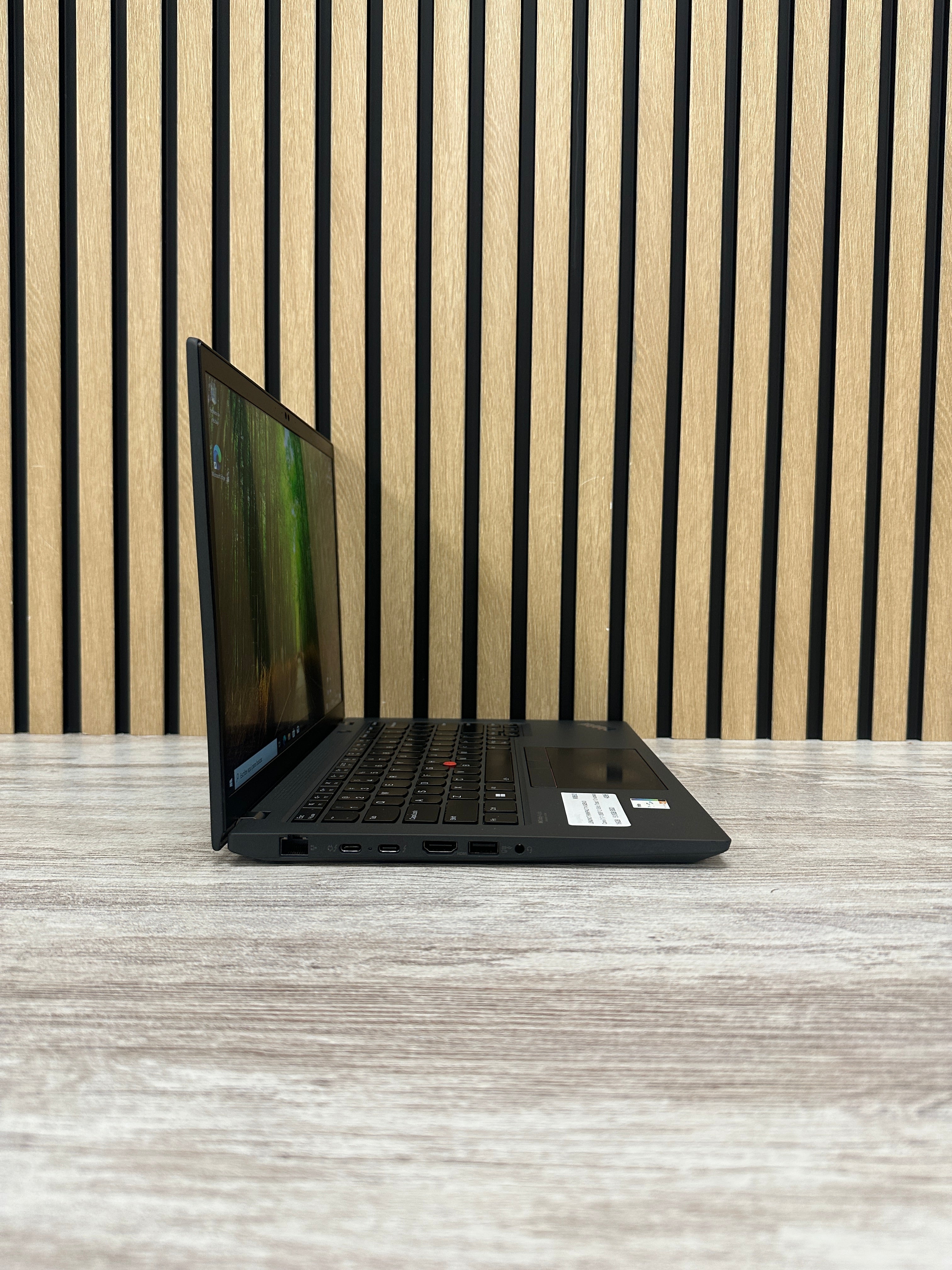 Lenovo Thinkpad T14 GEN 3 i7 16gb 512gb SSD - Moyacell