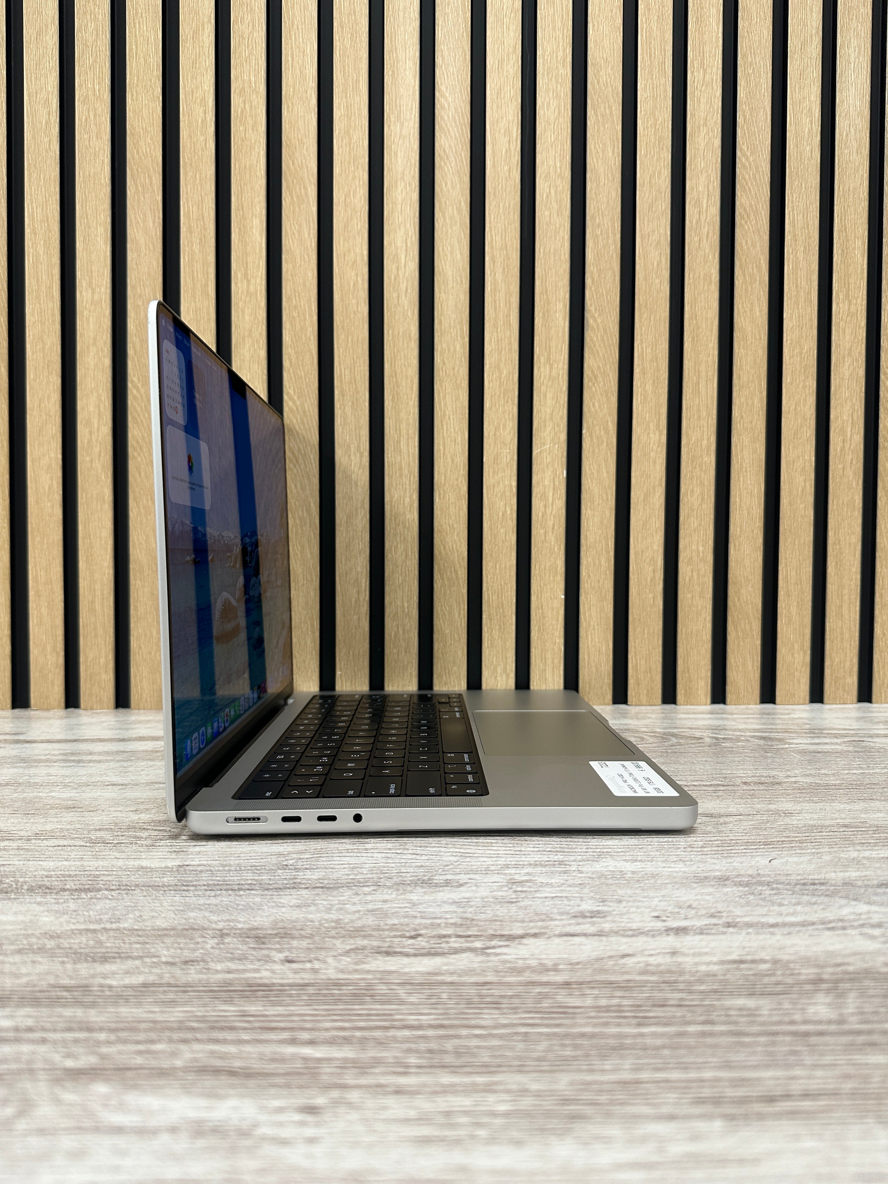 MacBook Pro 14" 2021 M1 PRO 32gb 1tb SSD