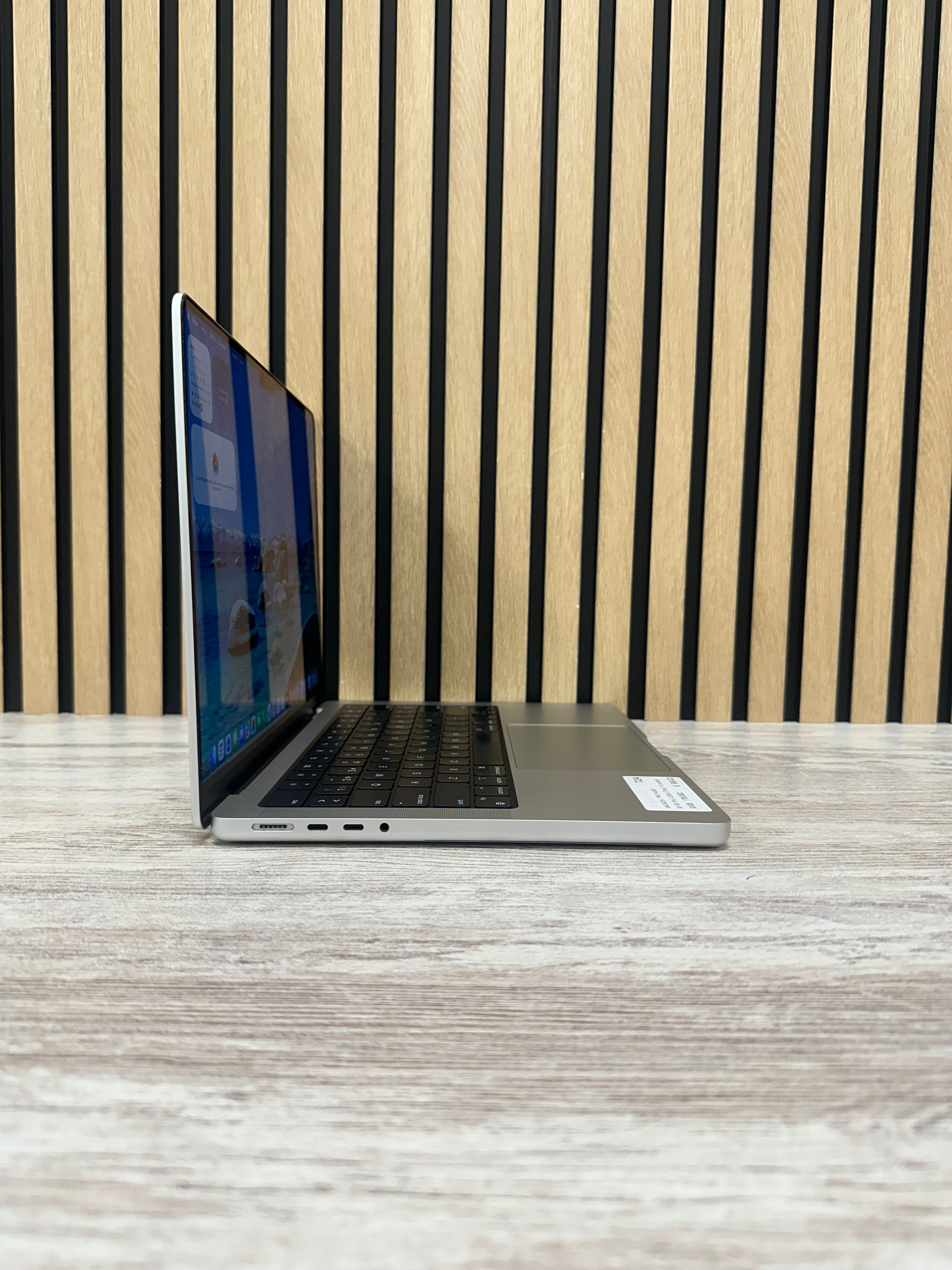MacBook Pro 14" 2021 M1 PRO 32gb 1tb SSD