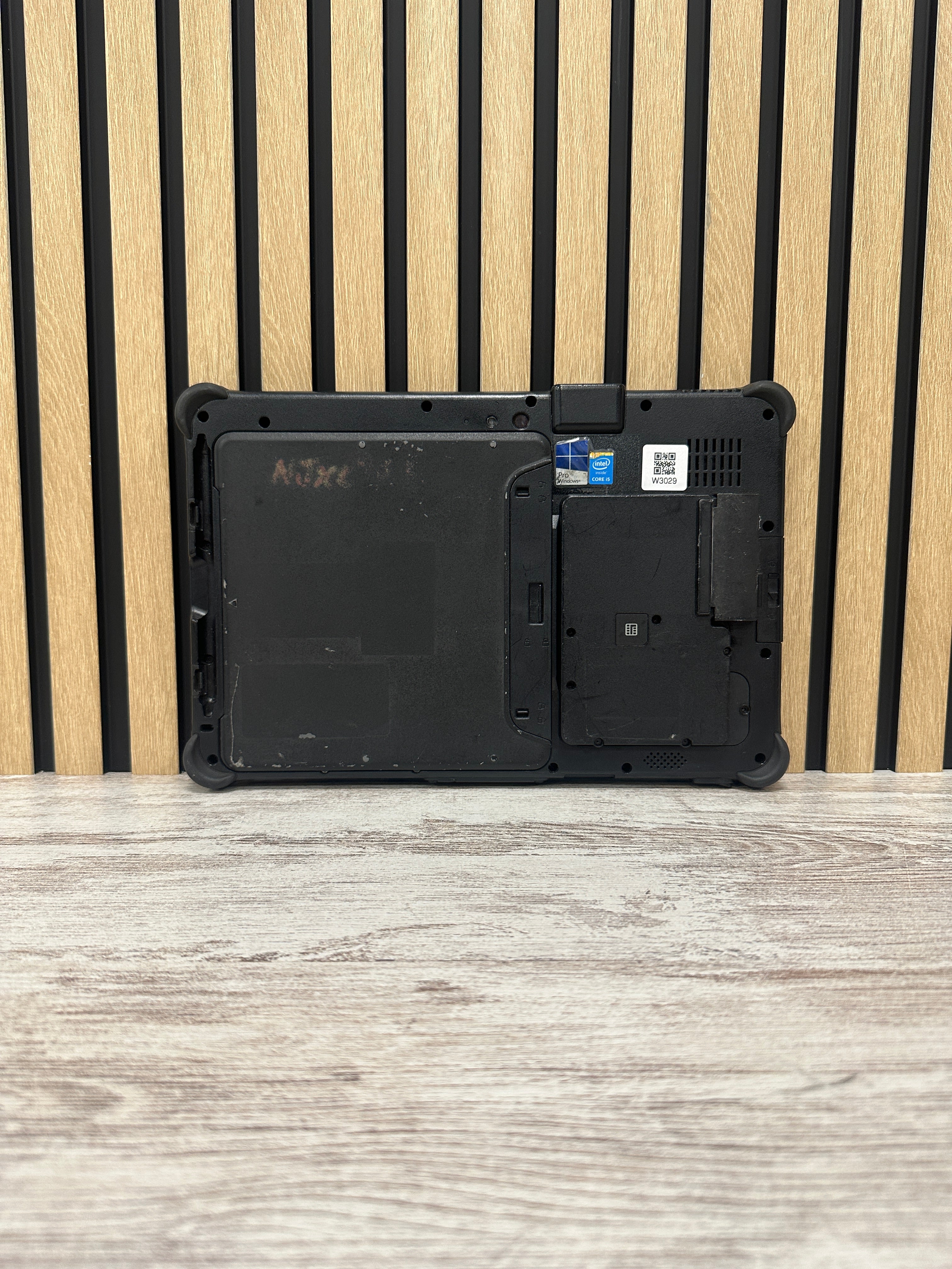 Getac Rugged F110 i5 8gb 256gb SSD