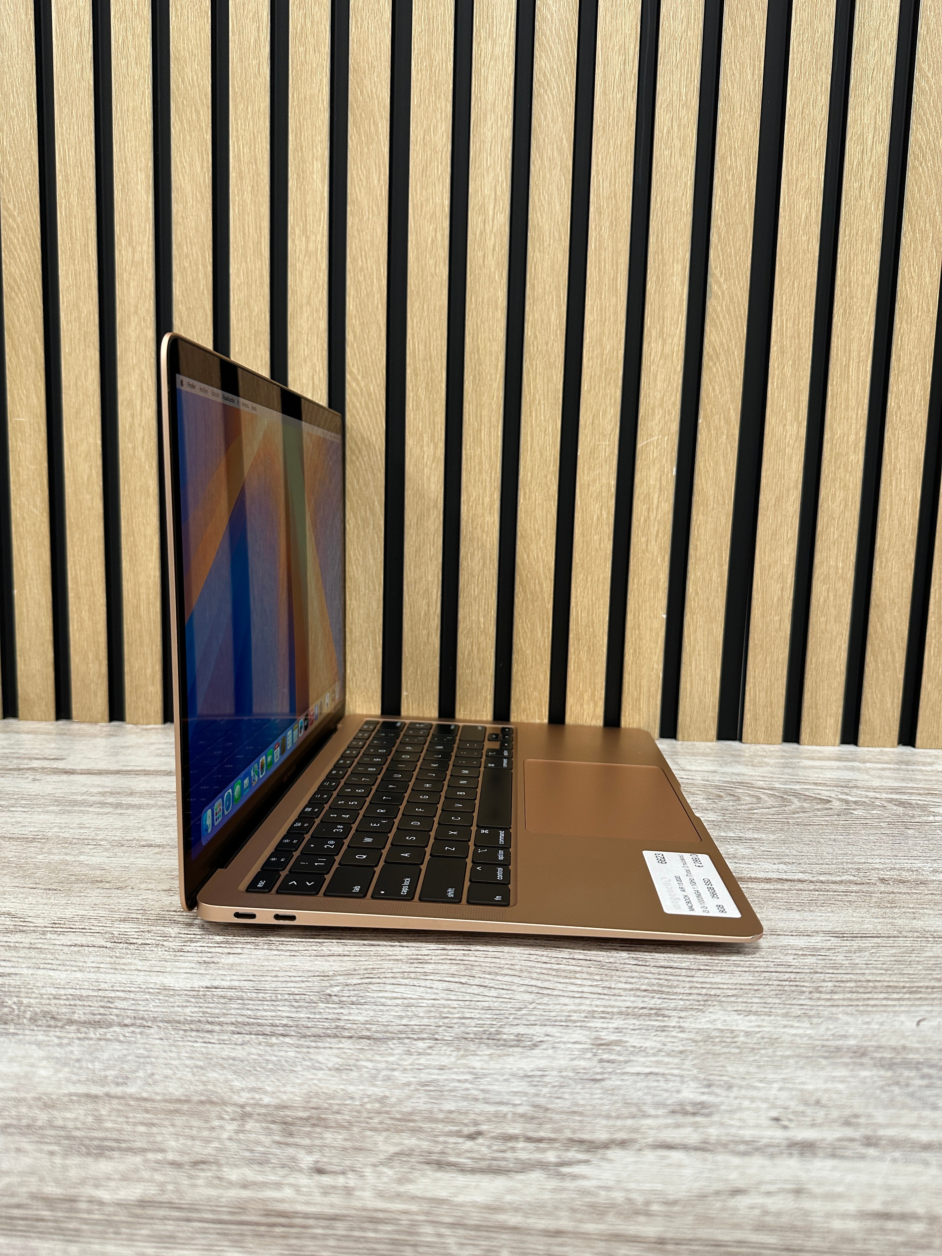MacBook Air 13" 2020 i3 8gb 256gb SSD - Moyacell