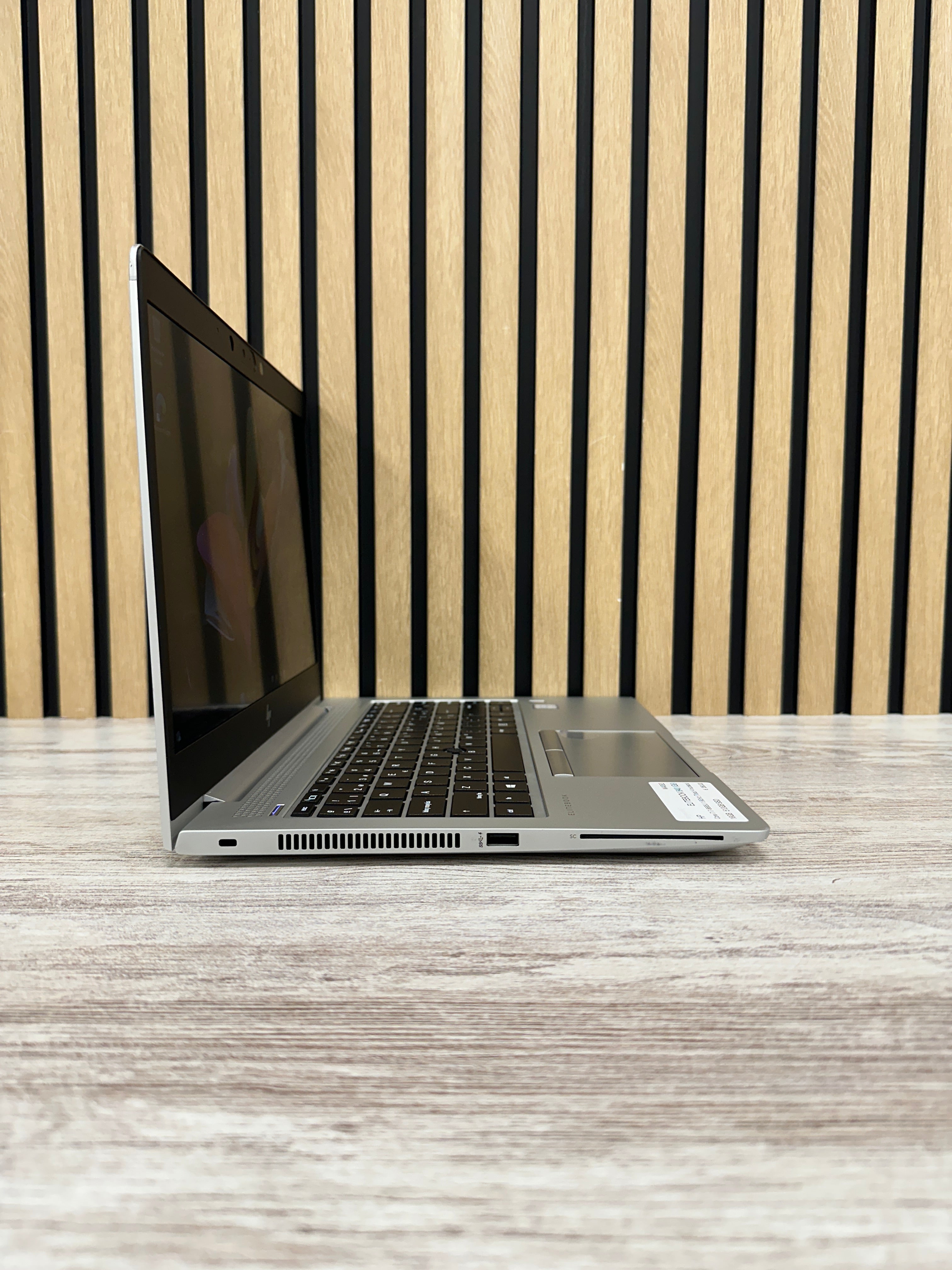 HP EliteBook 840 G6 i7 16gb 512gb SSD - Moyacell