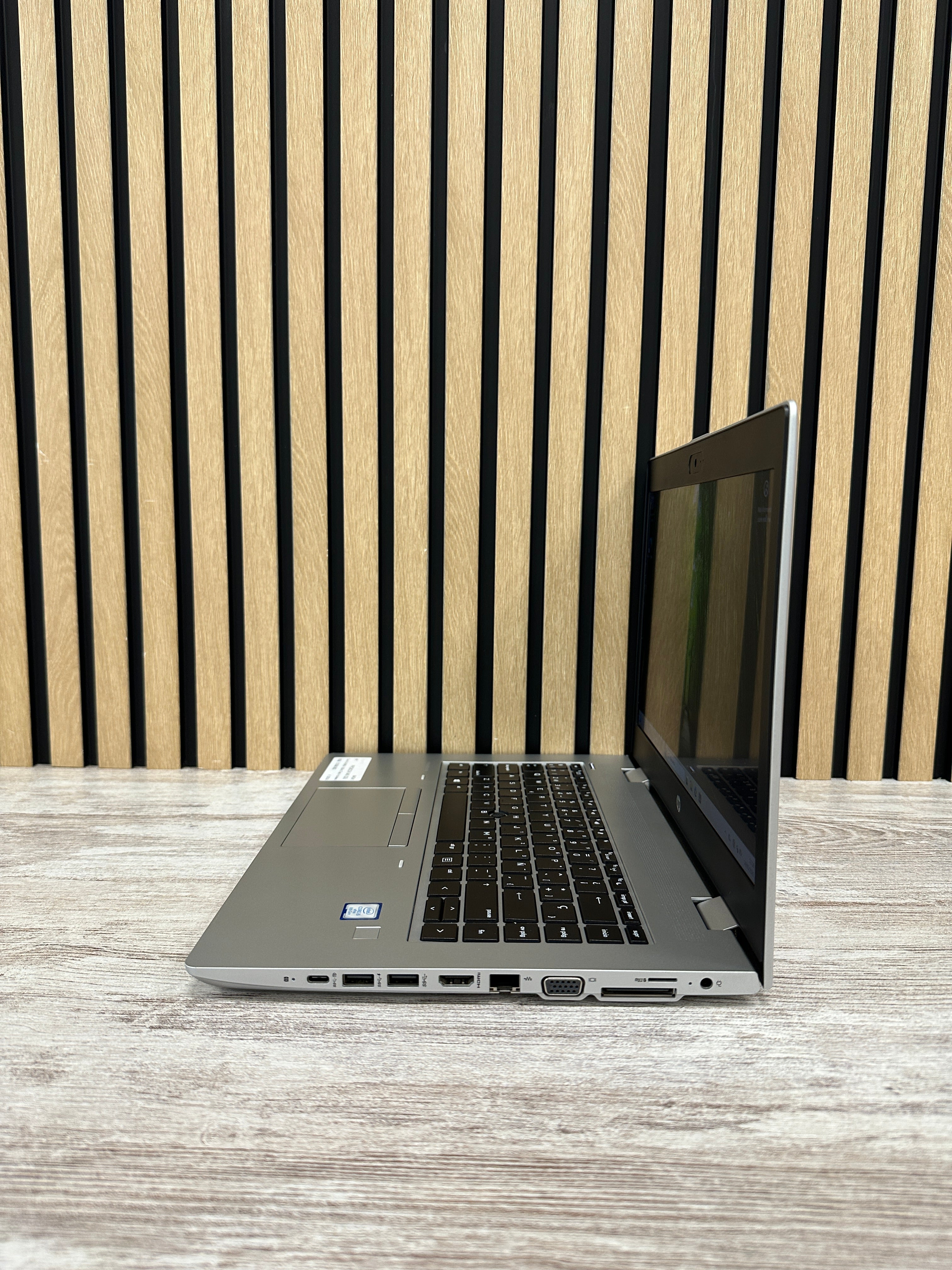 HP ProBook 640 G5 i5 16gb 512gb SSD - Moyacell