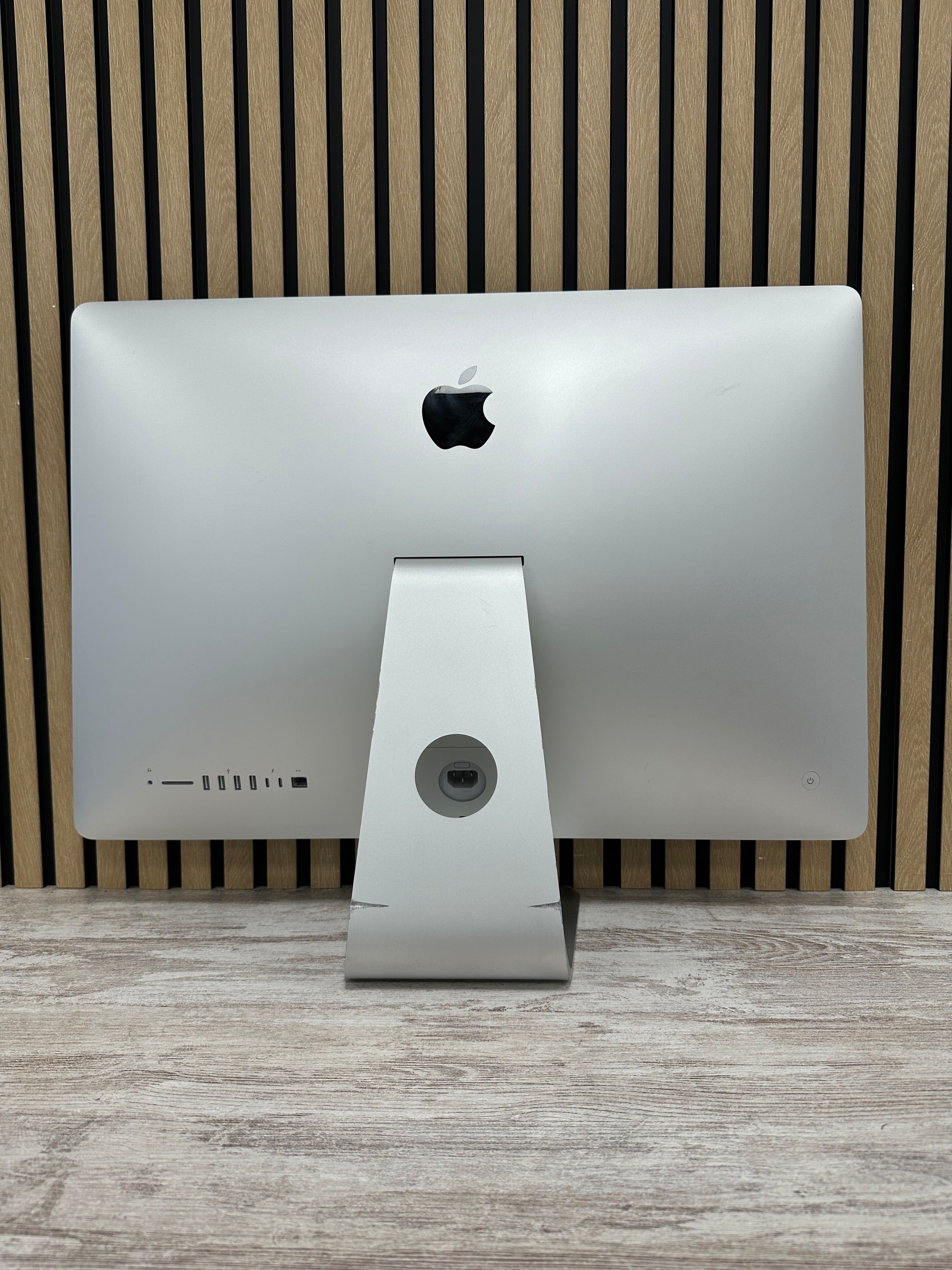 iMac 27" 2019 i9 64gb 128gb SSD+ 2tb HDD