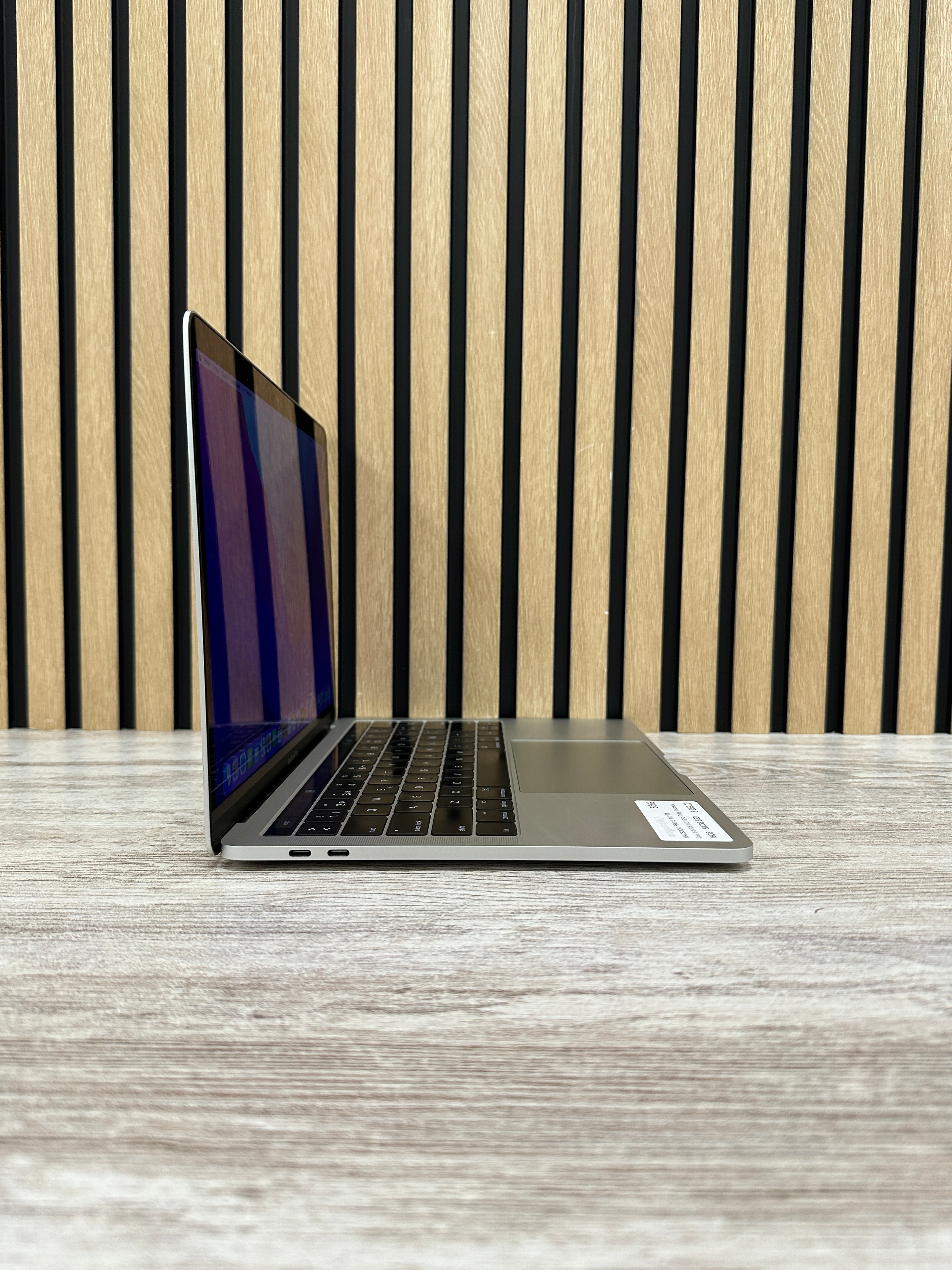 MacBook Pro 13" 2017 TB i5 16gb 500gb SSD - Moyacell