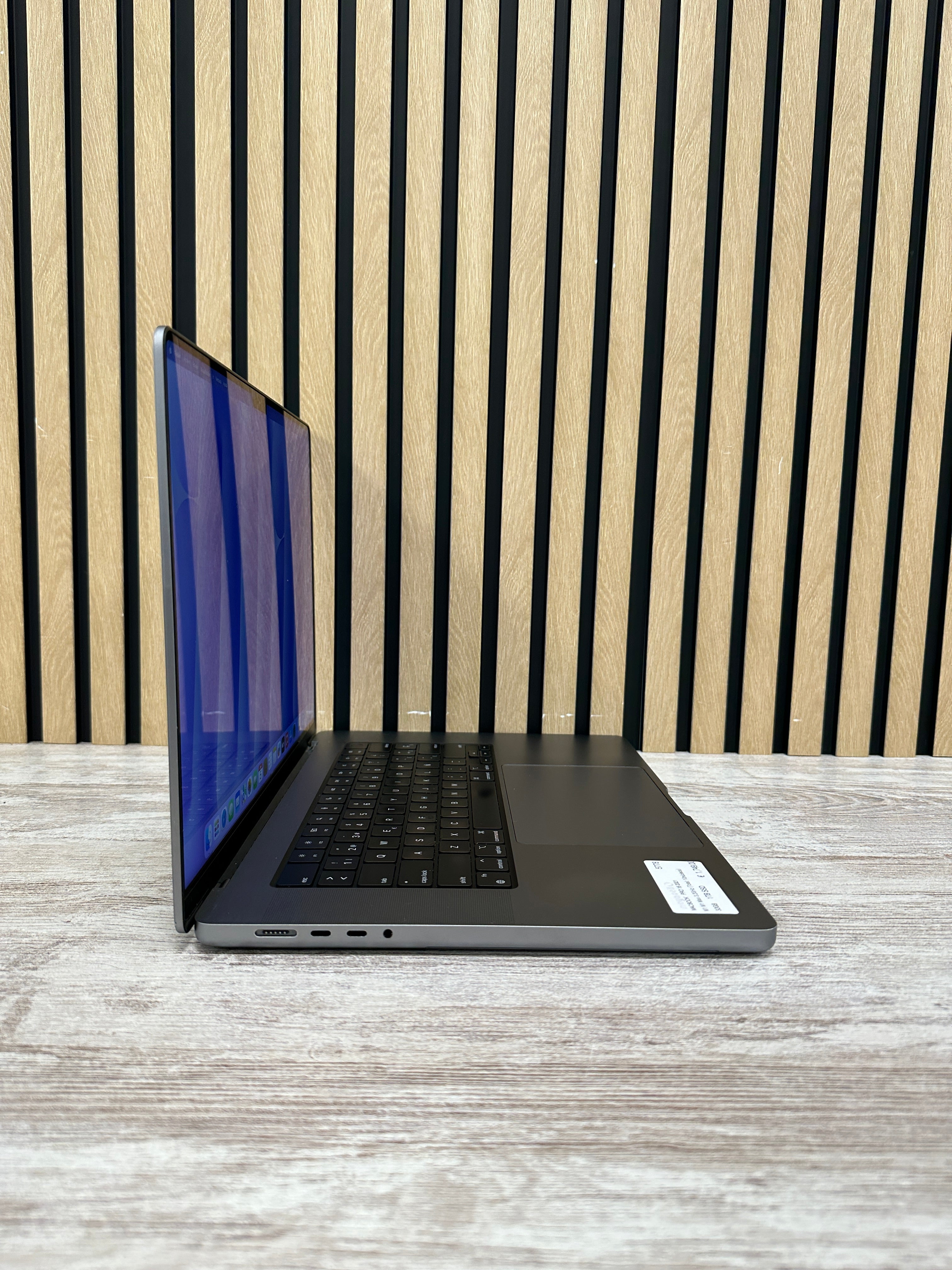 MacBook Pro 16" 2021 M1 MAX 32gb 1tb SSD