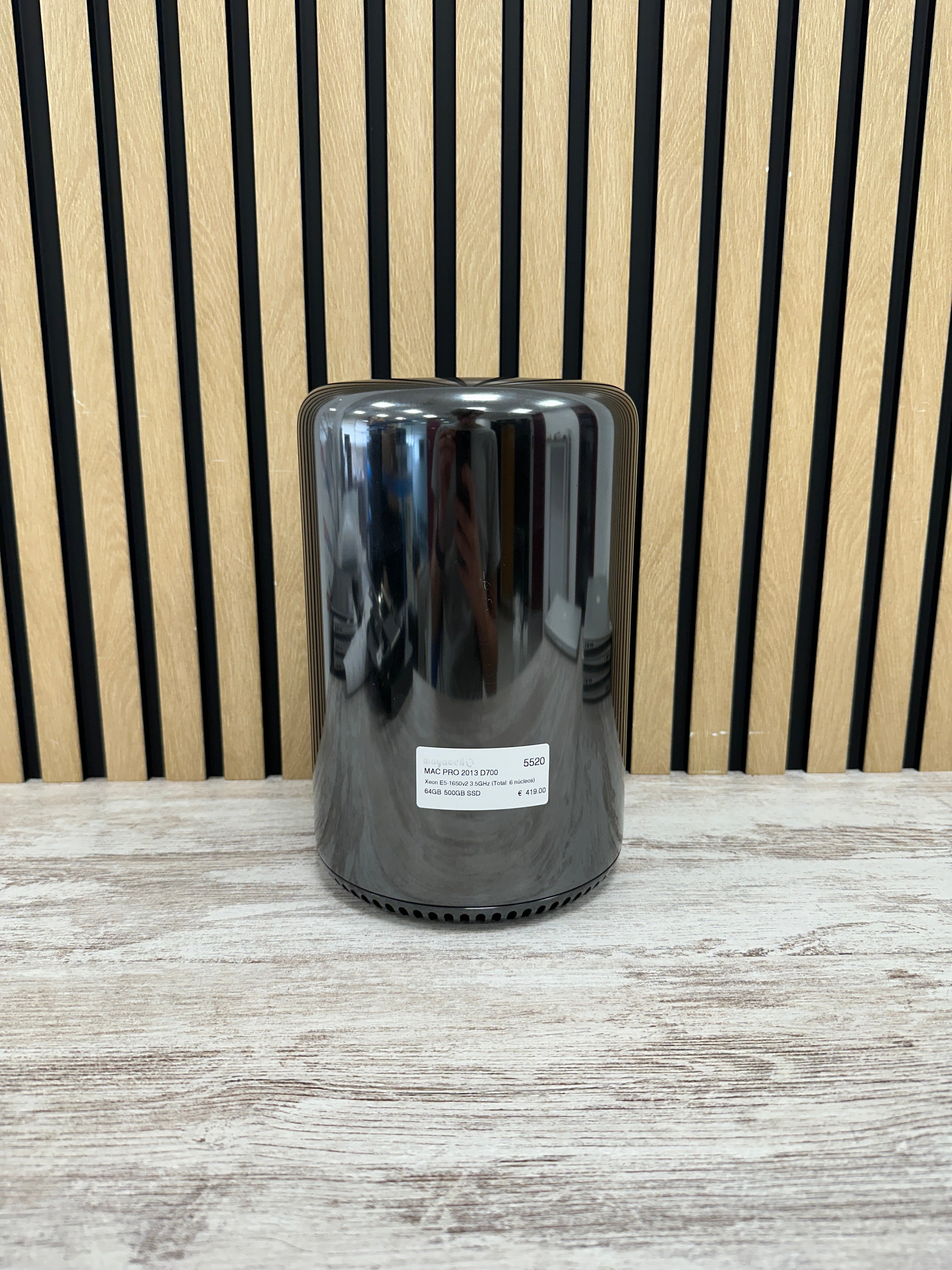 Mac Pro 2013 D700 XEON E5 64gb 500gb SSD
