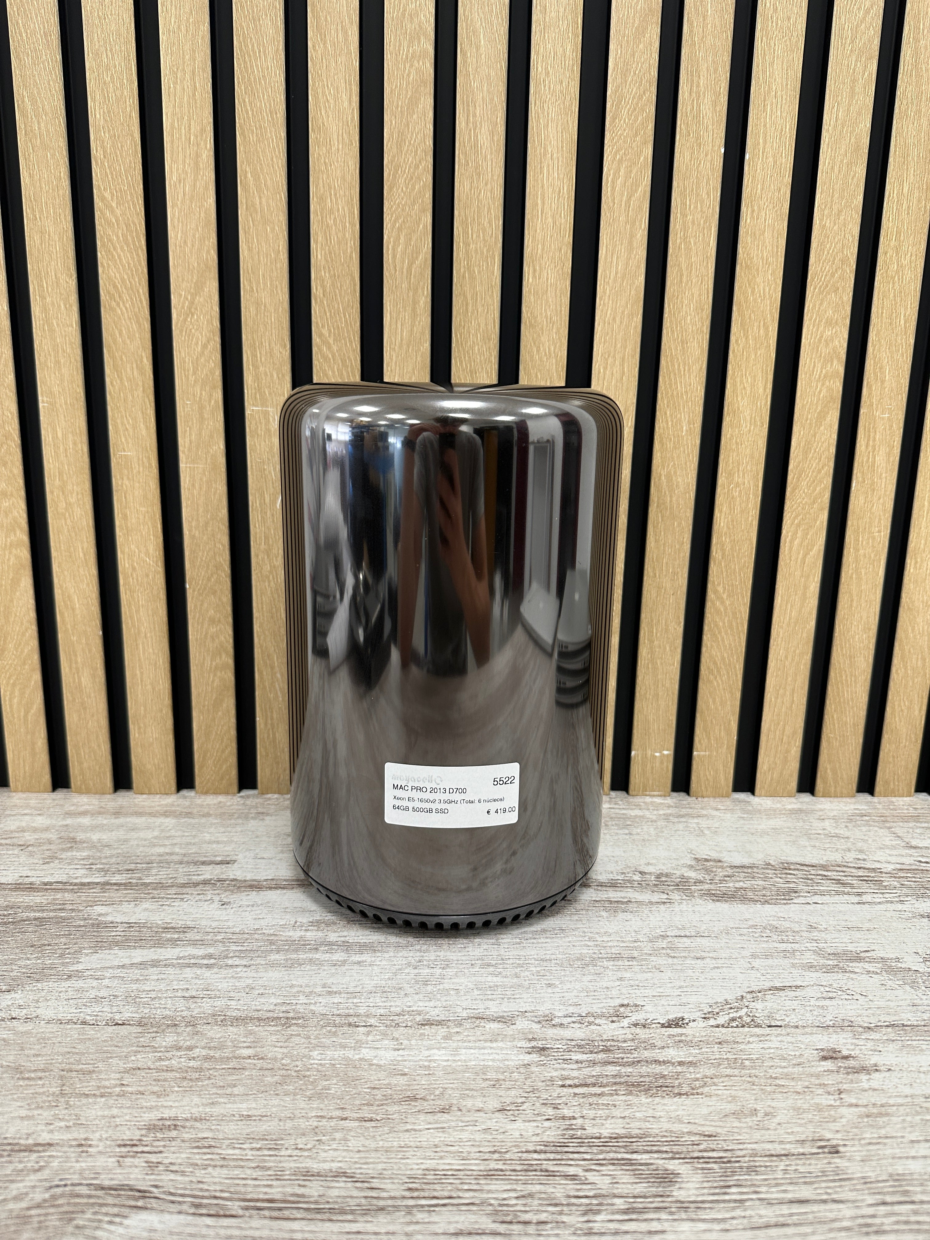 Mac Pro 2013 D700 XEON E5 64gb 500gb SSD