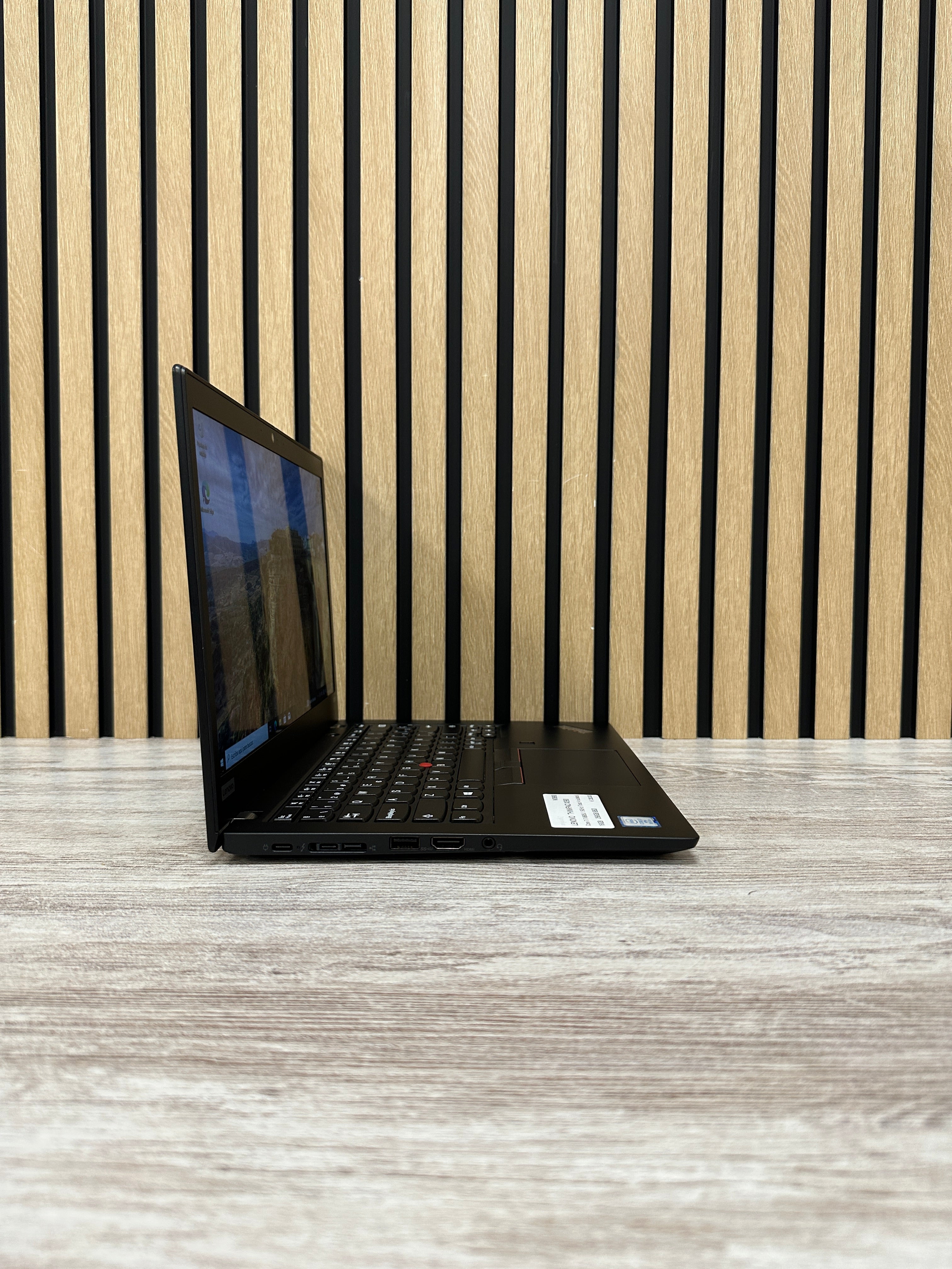 Lenovo Thinkpad X390 i7 16gb 256gb SSD - Moyacell