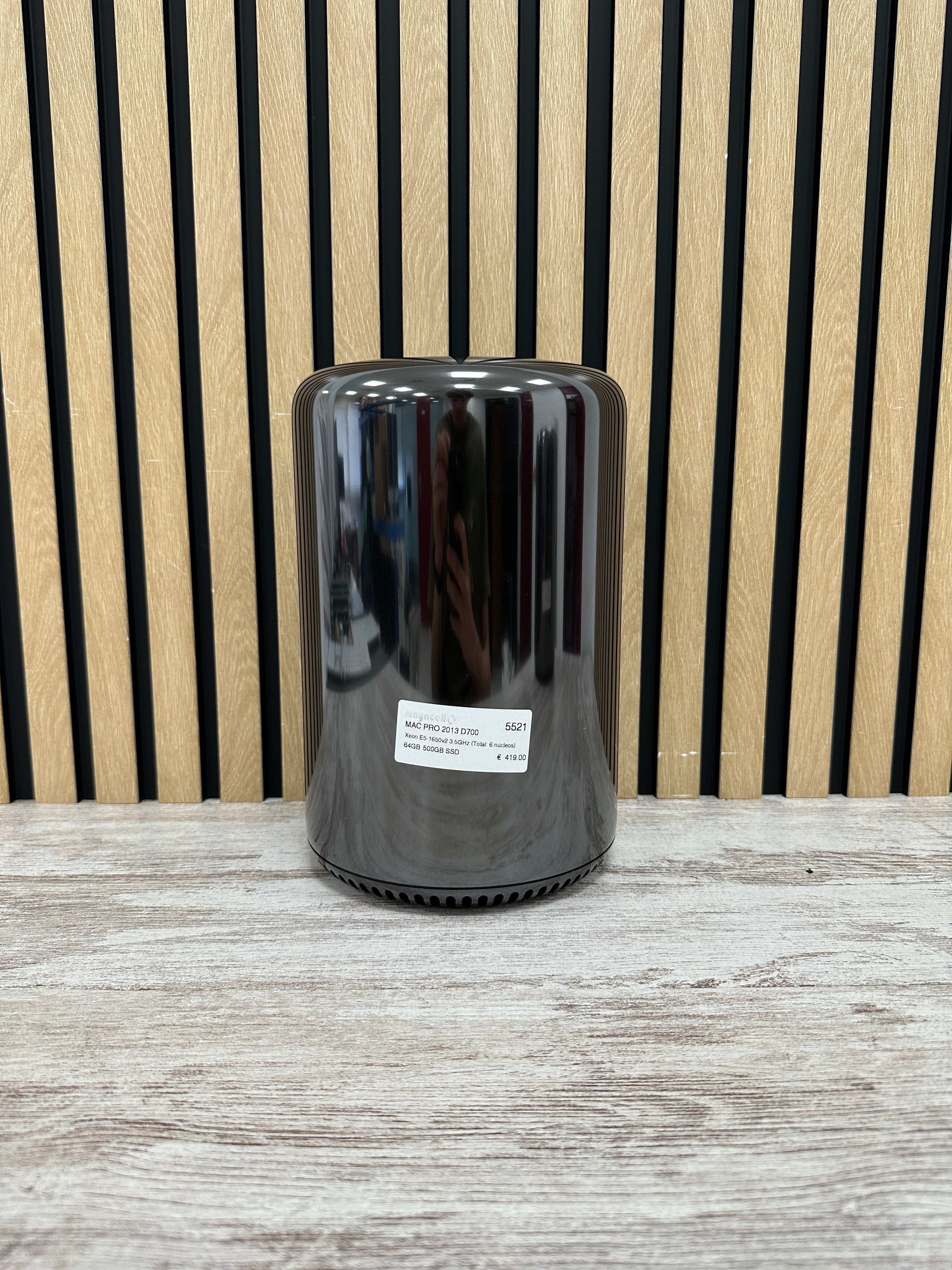 Mac Pro 2013 D700 XEON E5 64gb 500gb SSD