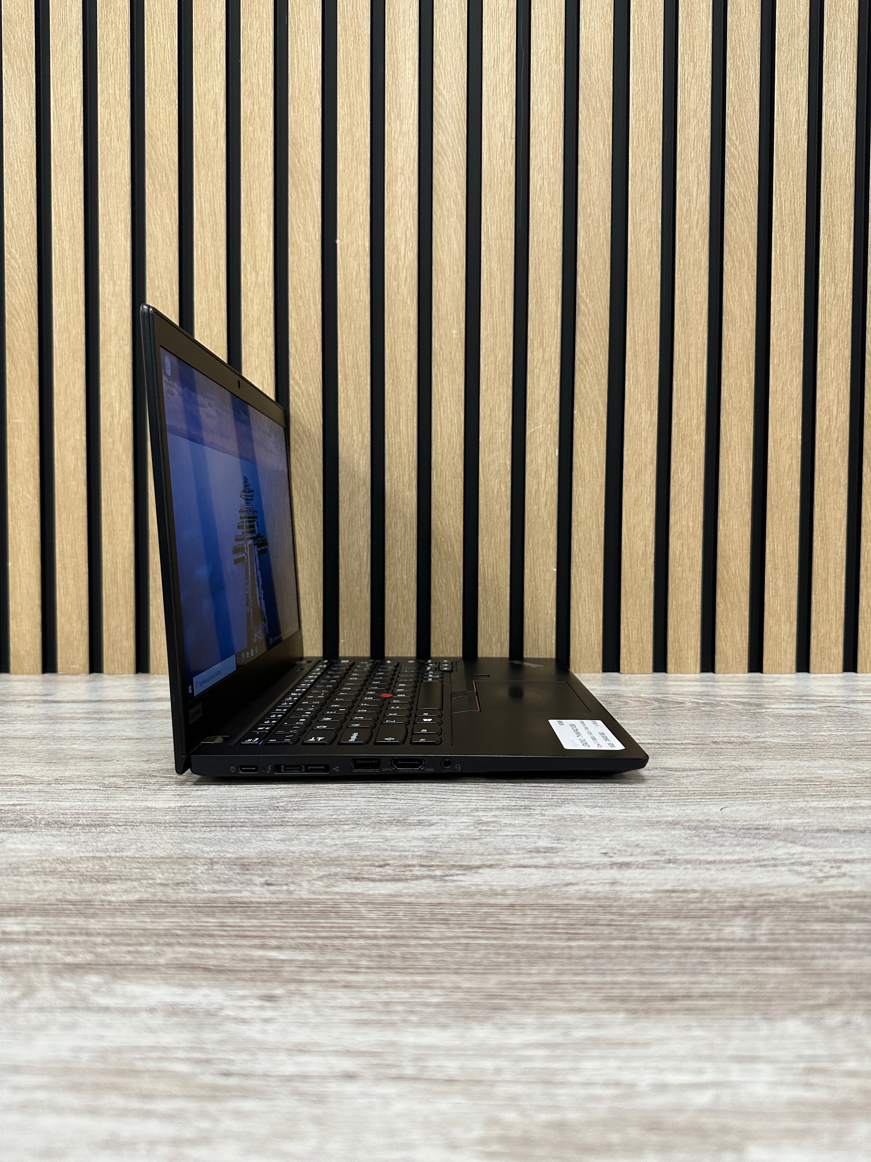 Lenovo Thinkpad X390 i7 16gb 256gb SSD - Moyacell