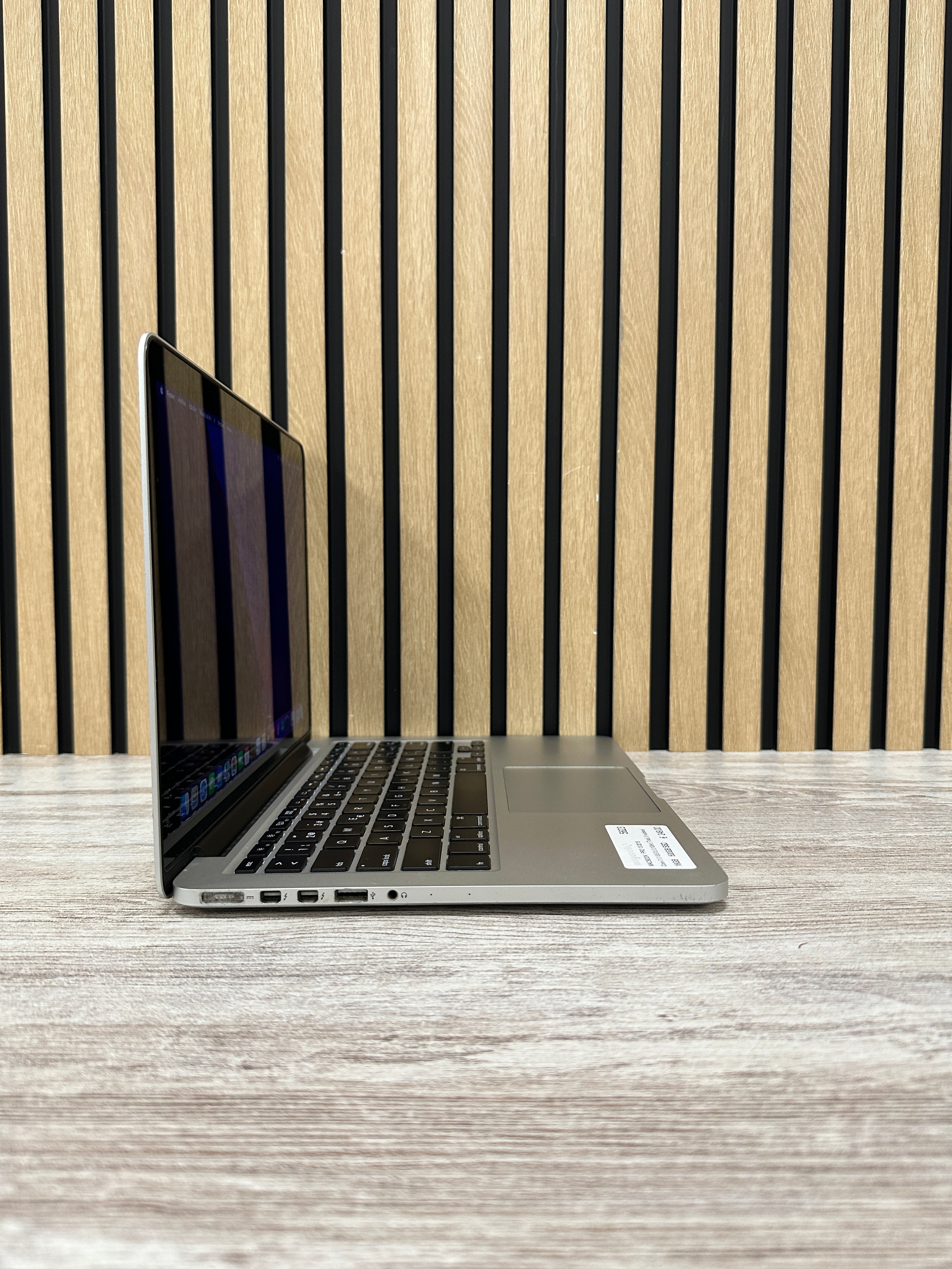 MacBook Pro 13" 2015 i7 16gb 500gb SSD
