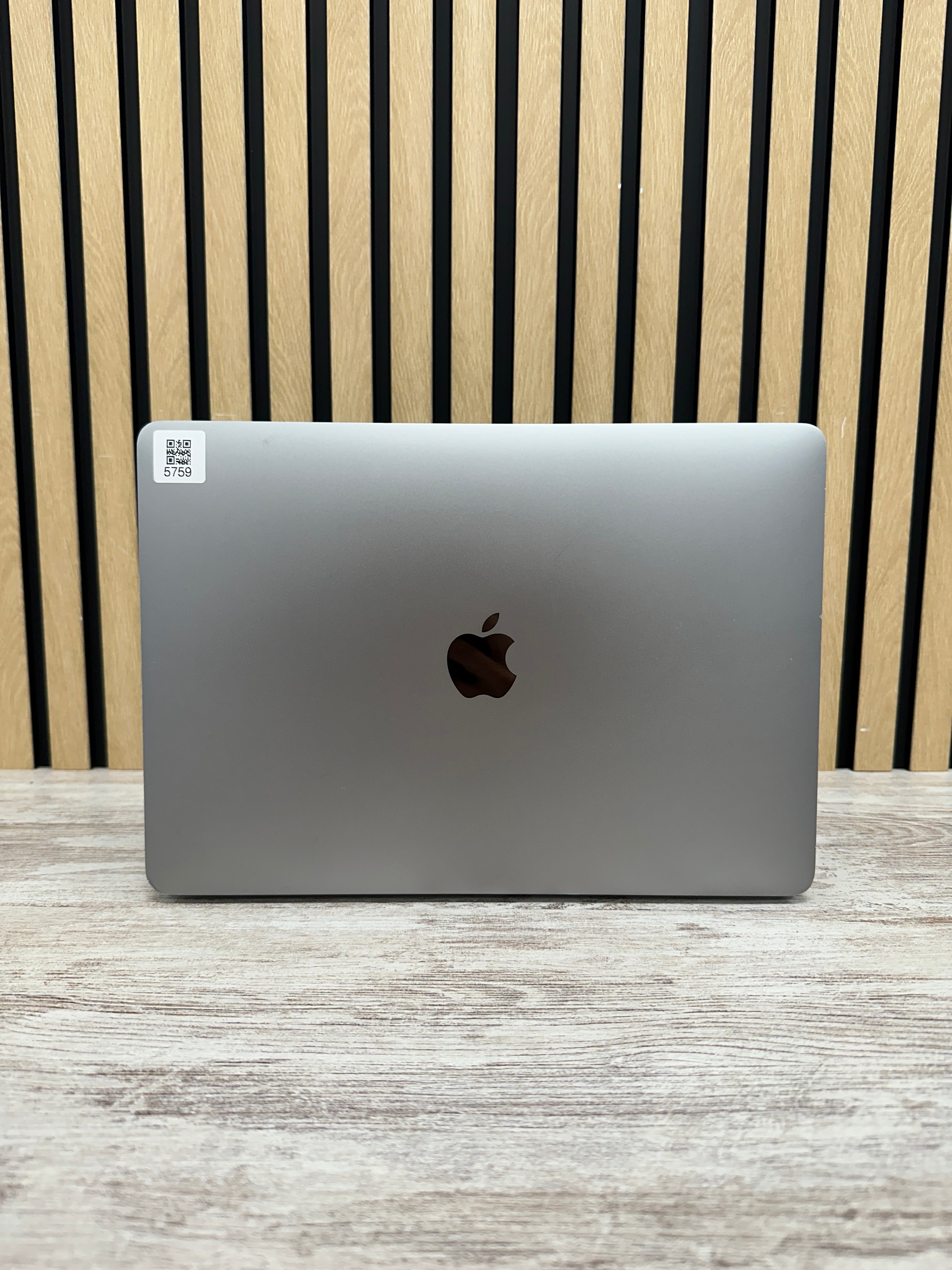 MacBook Pro 13" 2018 TB i7 16gb 1tb SSD