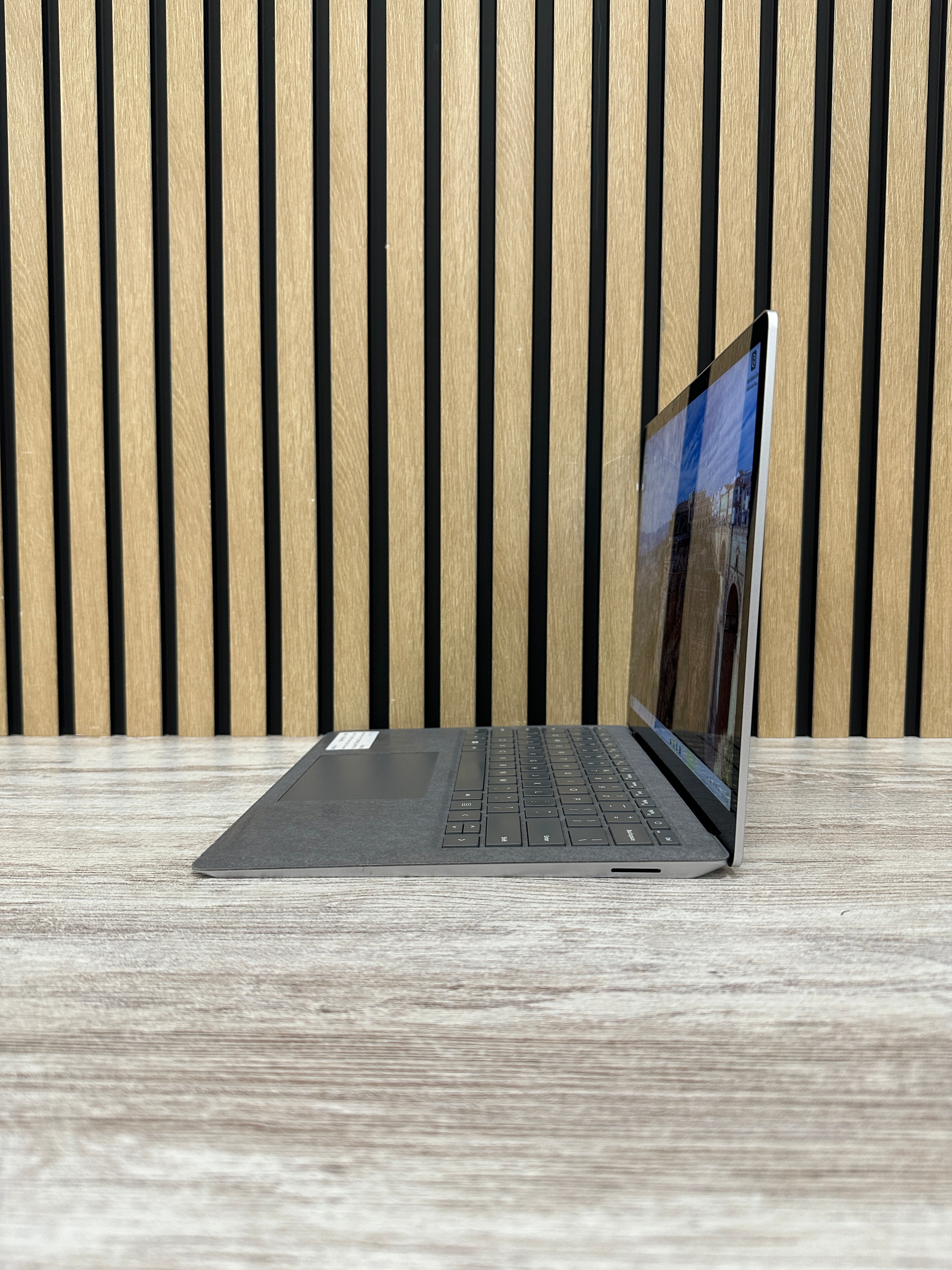 Microsoft Surface Laptop 5 i7 16gb 512gb SSD
