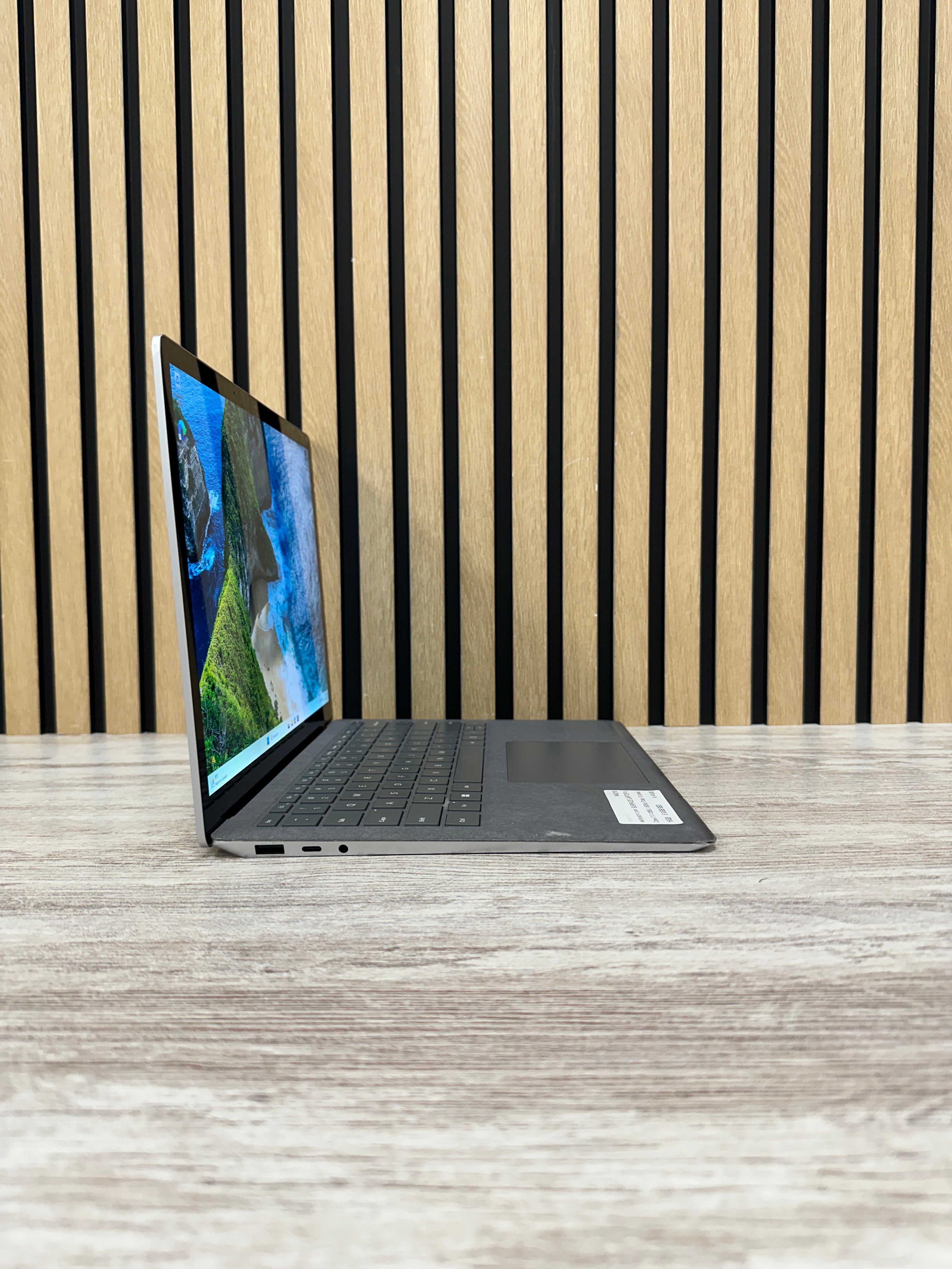 Microsoft Surface Laptop 5 i7 16gb 512gb SSD