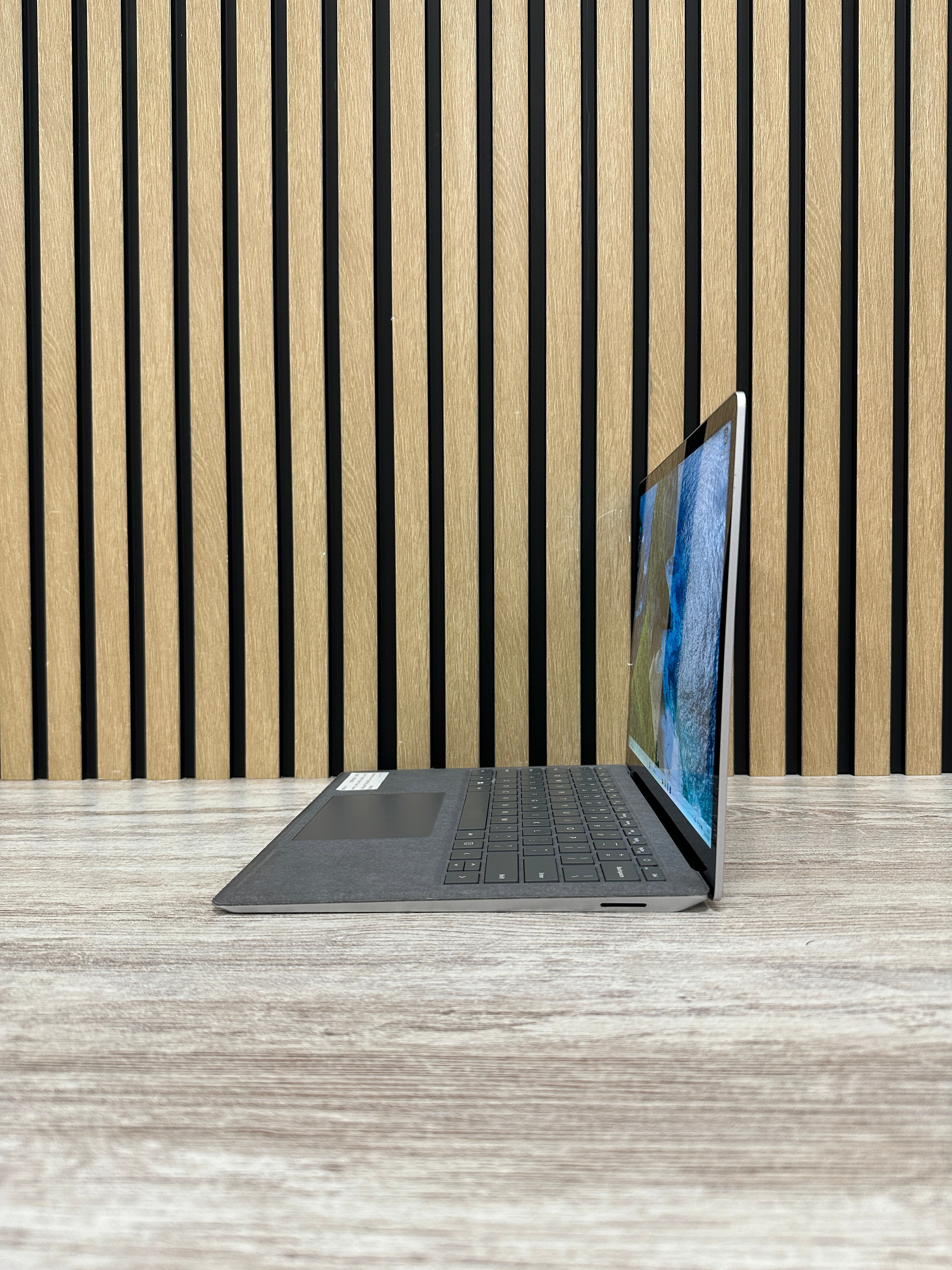 Microsoft Surface Laptop 5 i7 16gb 512gb SSD