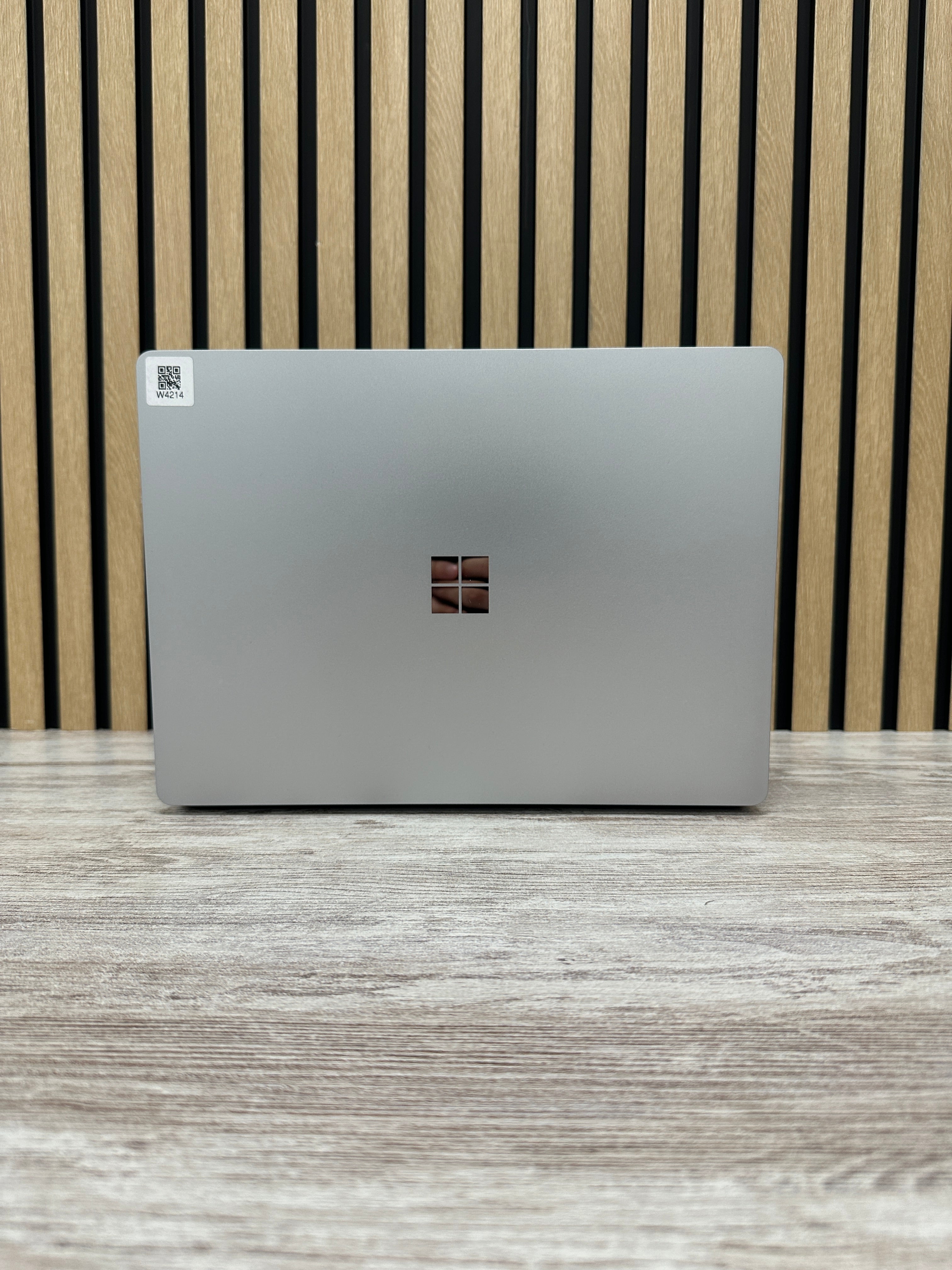 Microsoft Corp Surface Laptop 5 i7 16gb 512gb SSD