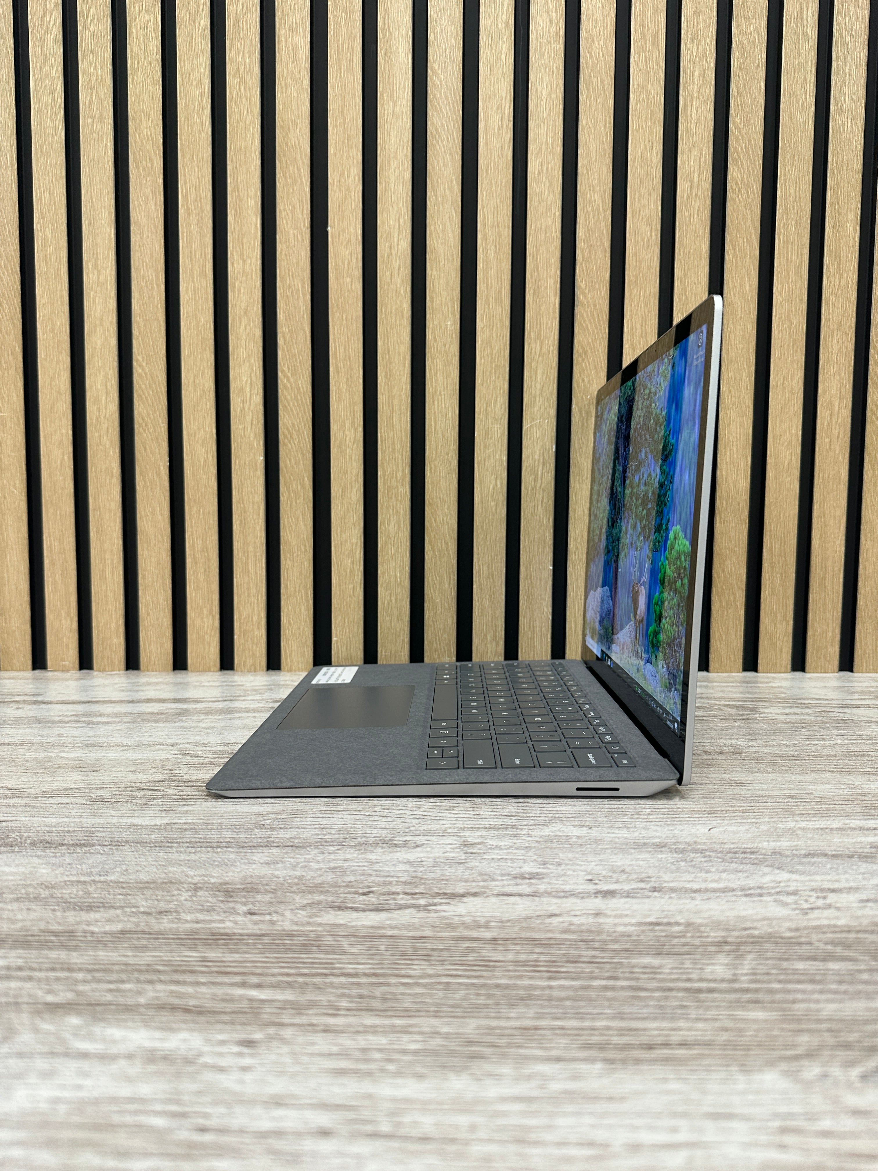 Microsoft Corp Surface Laptop 5 i7 16gb 512gb SSD