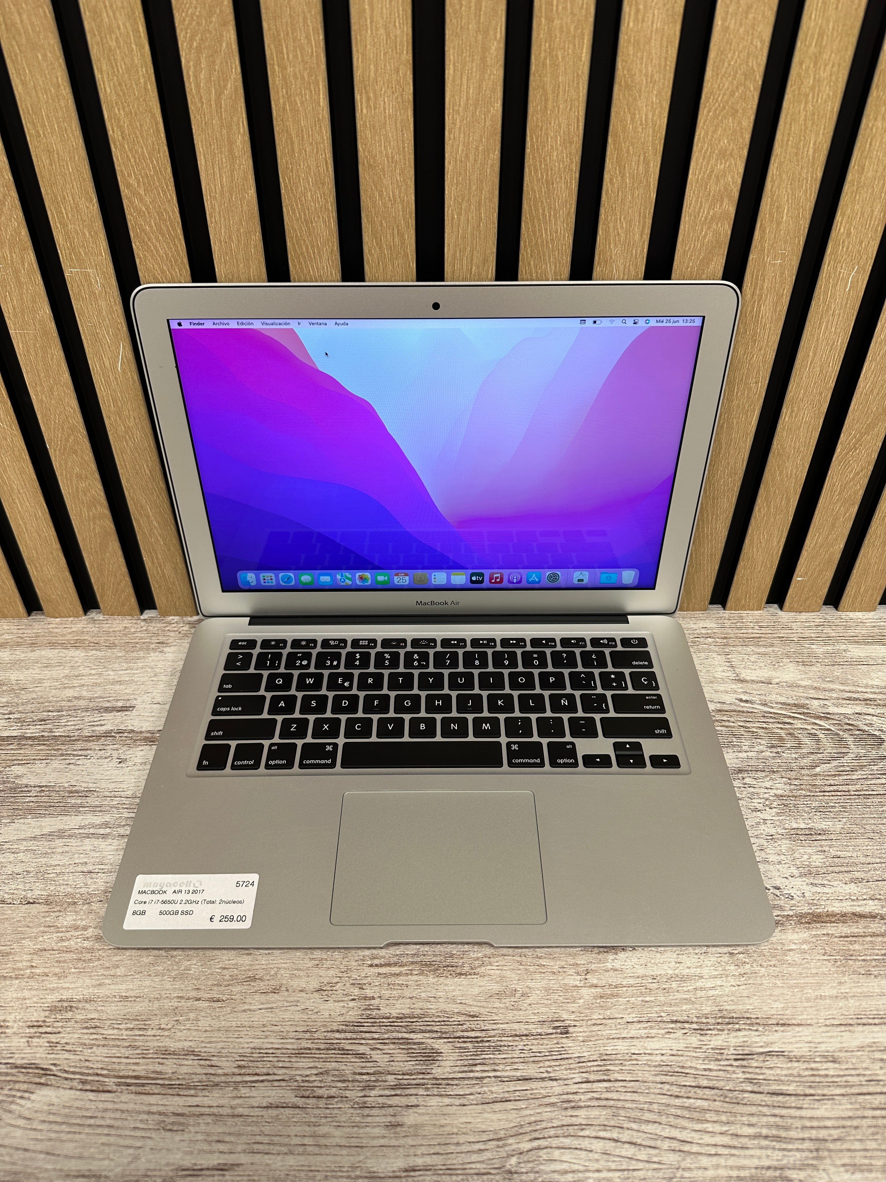 MacBook Air 13" 2017 i7 8gb 500gb SSD