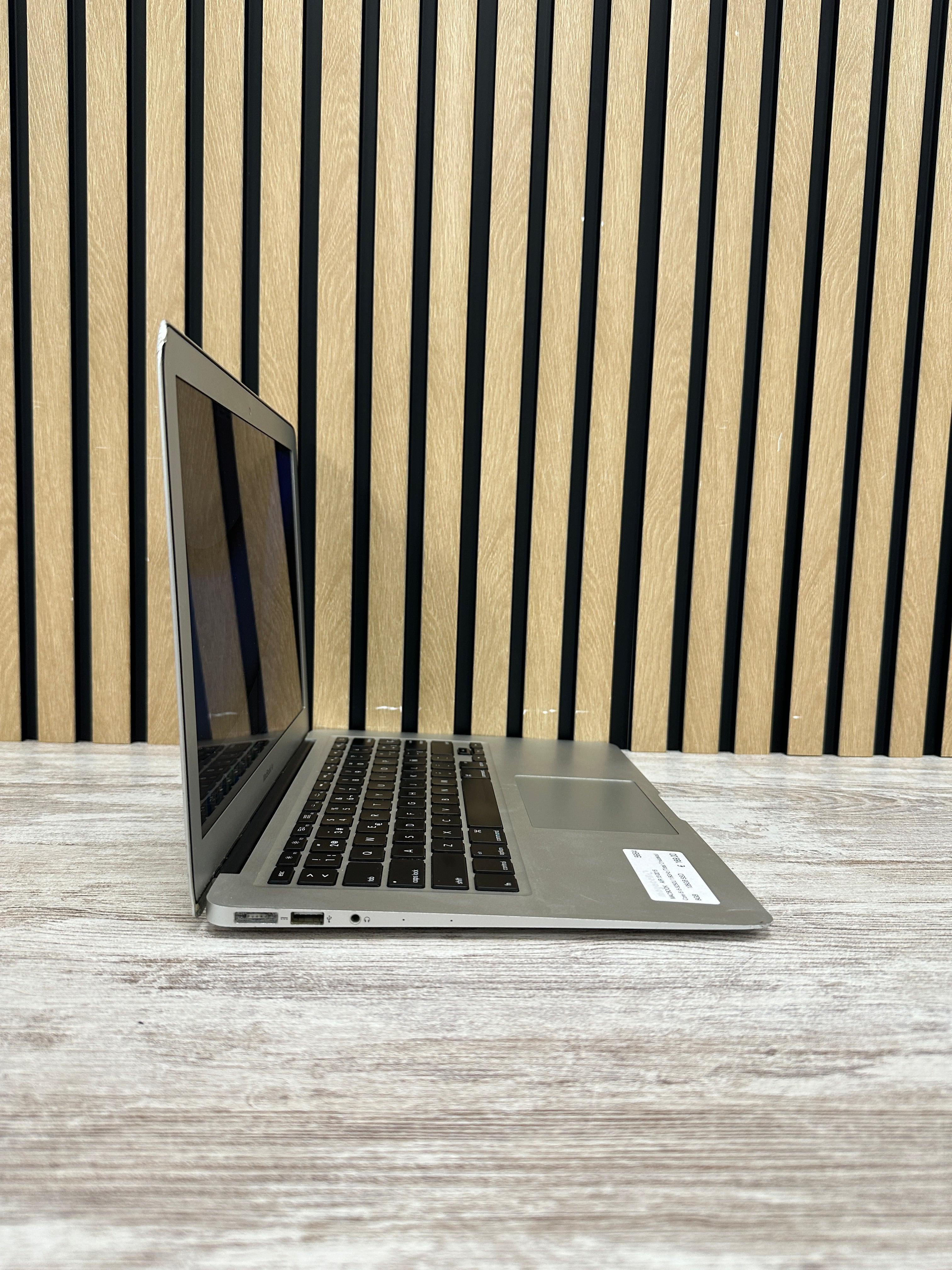 MacBook Air 13" 2015 i5 8gb 128gb SSD - Moyacell